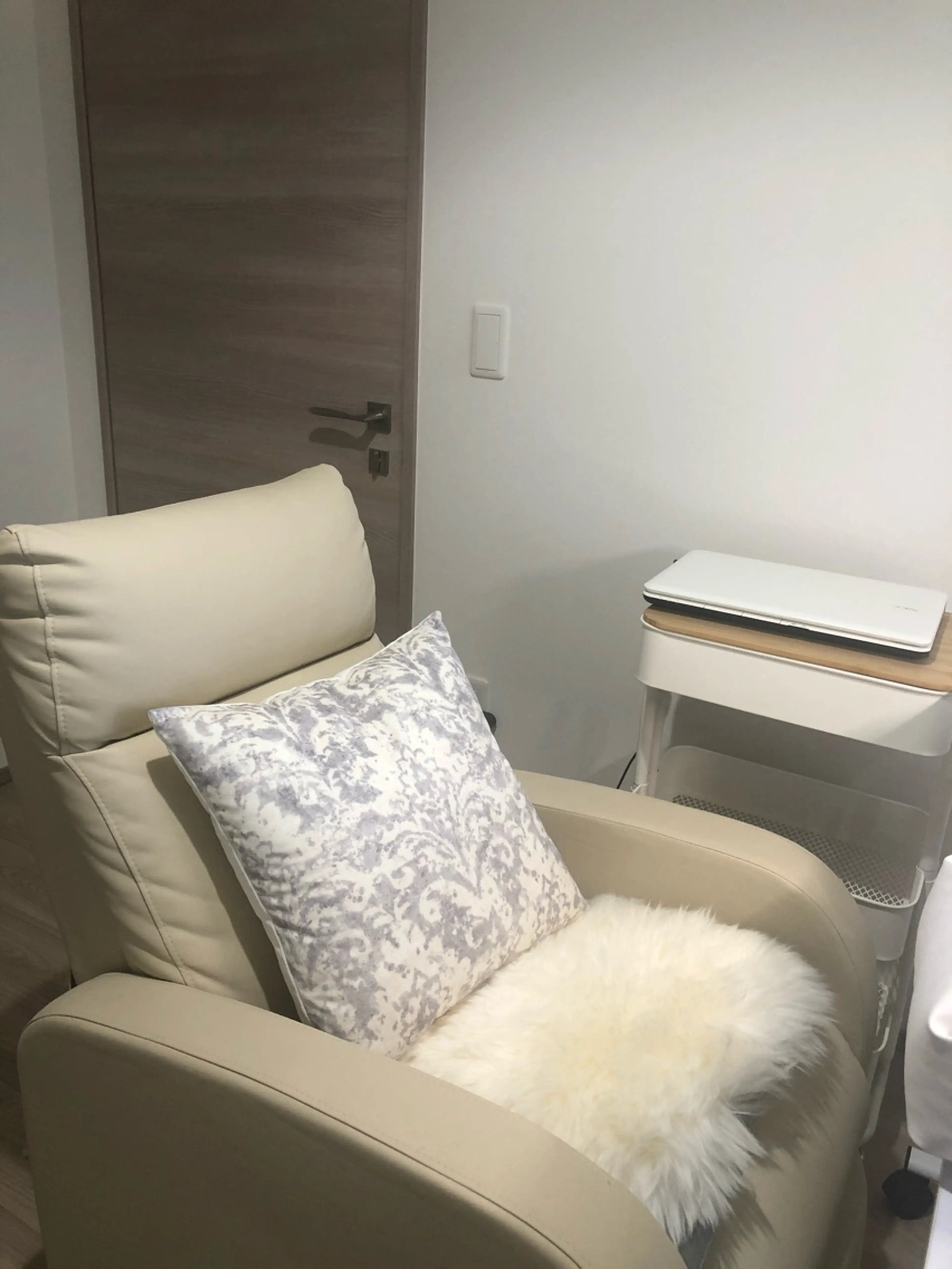 nail salon Rの内観・外観2