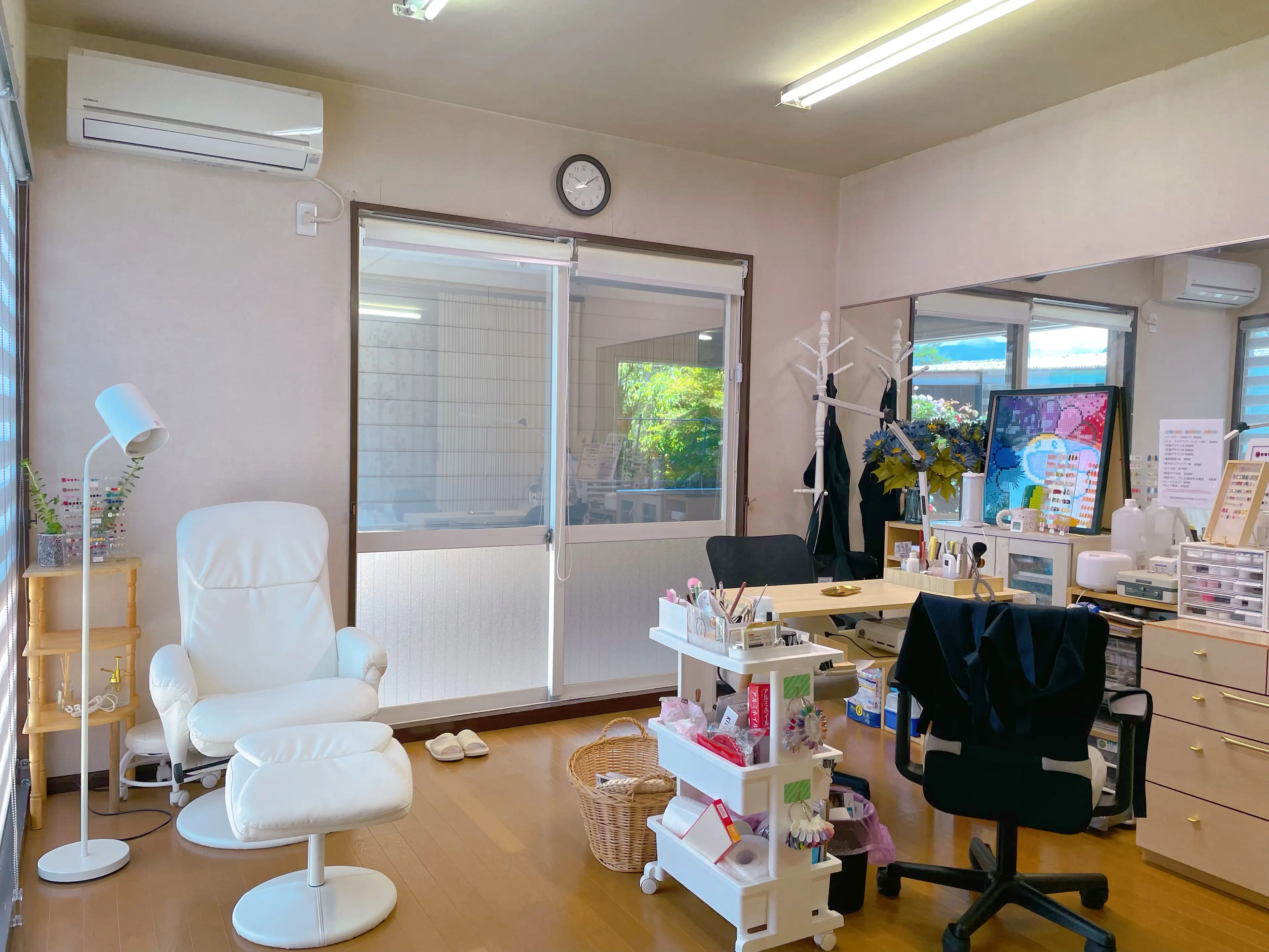 オーキッドネイルの内観・外観1