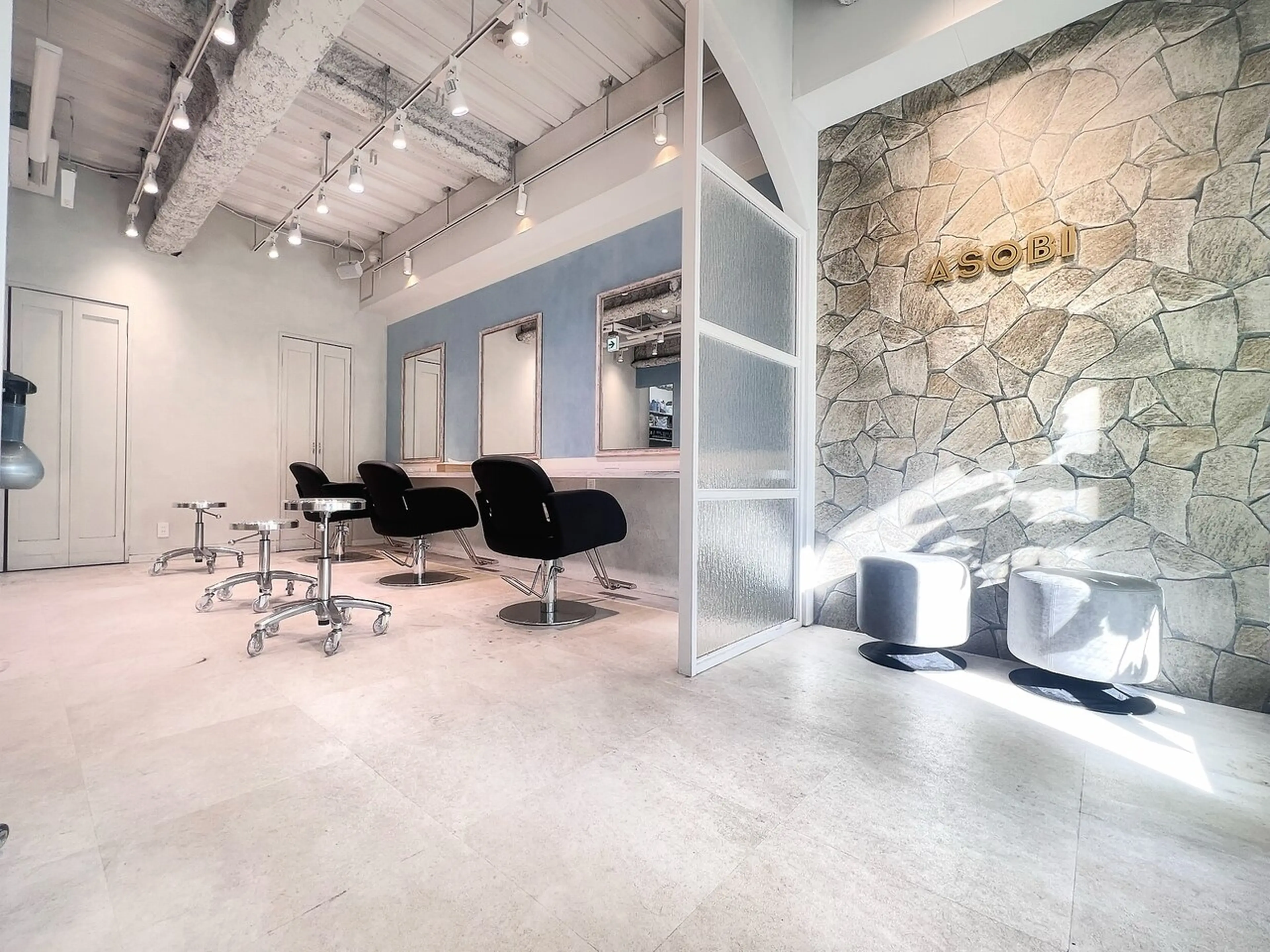 ASOBI 2ndの内観・外観1