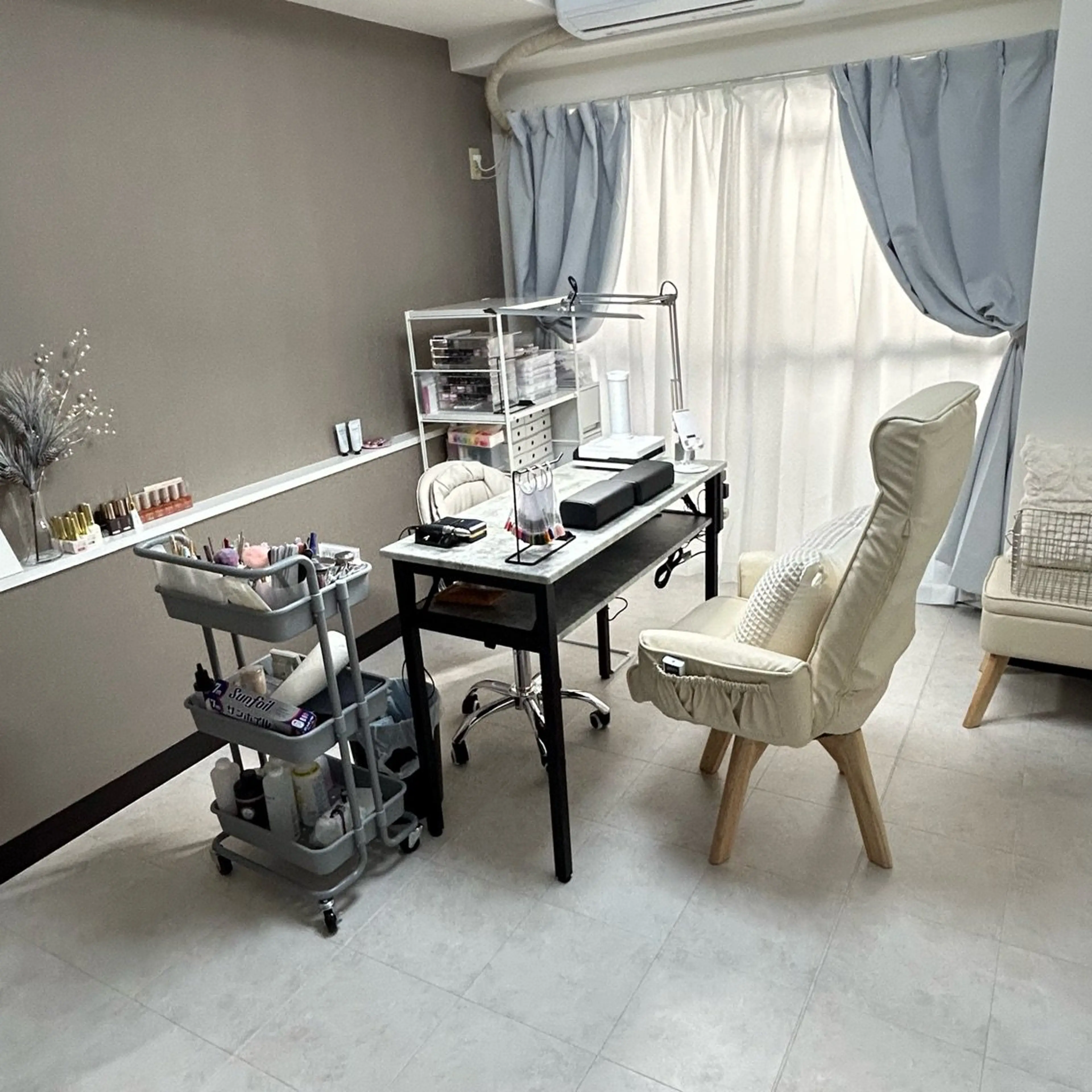 ten nail salonの内観・外観1