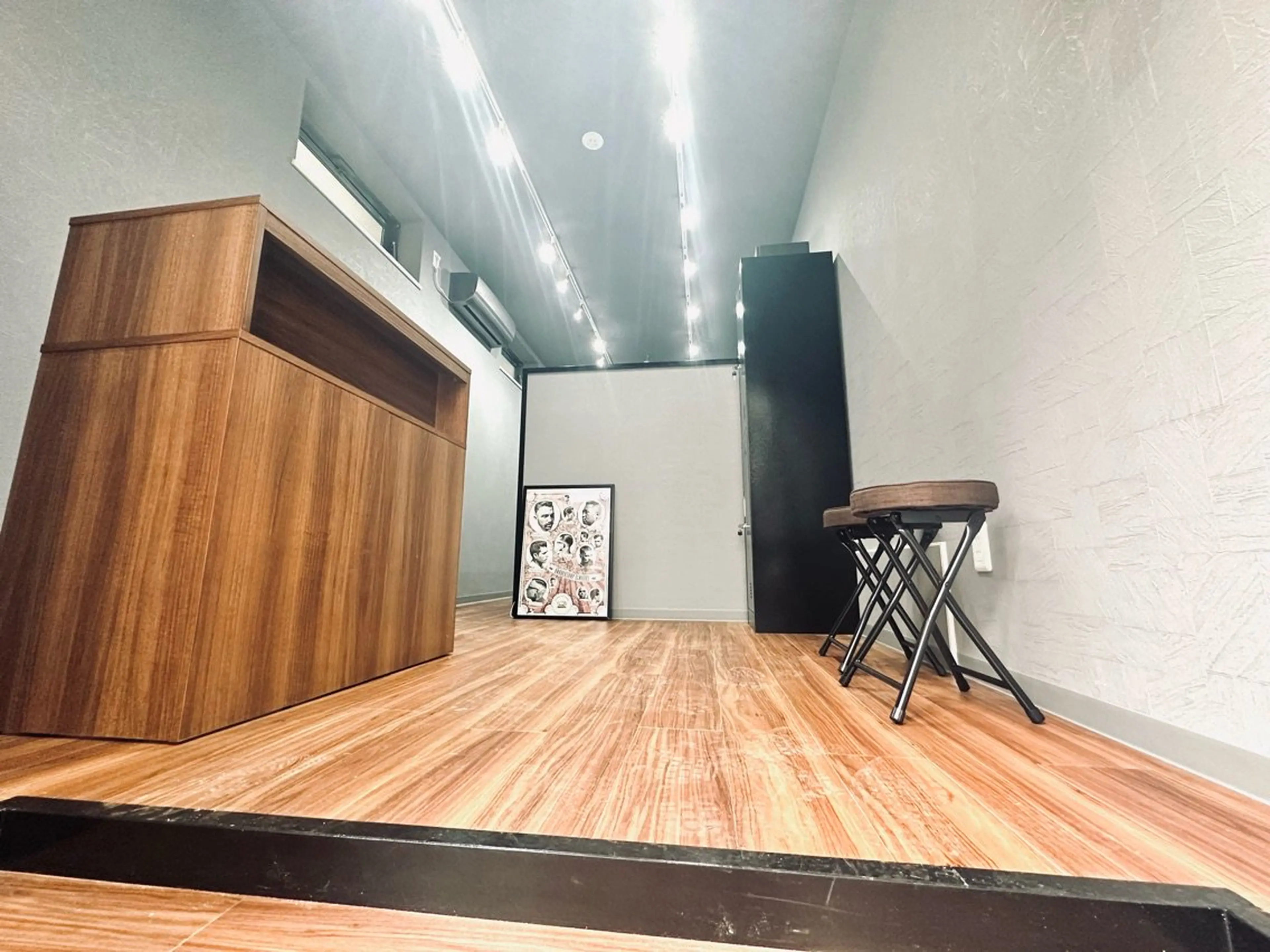 BARBER SHOP Sucut新宿の内観・外観1