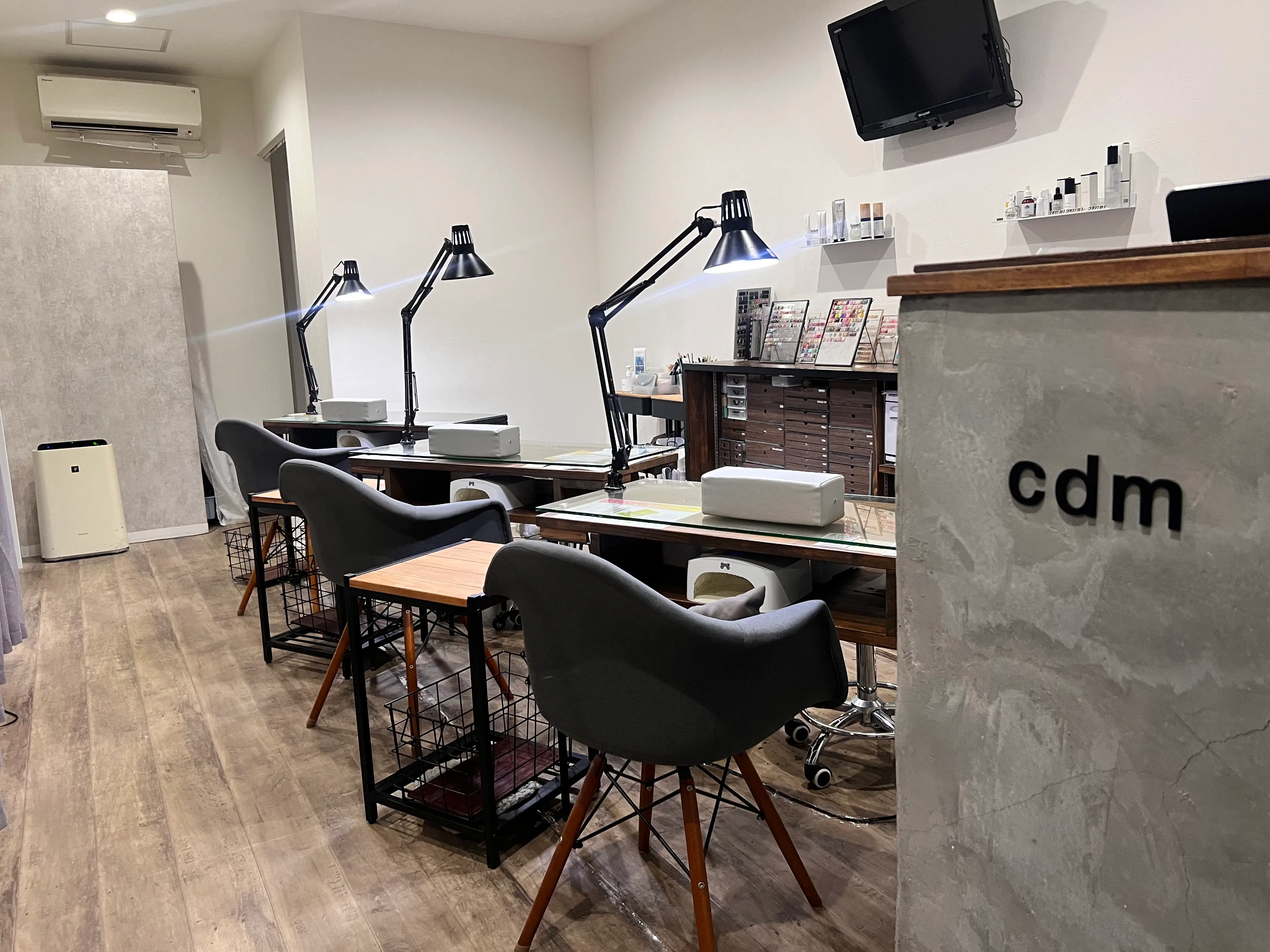 nail & eye cdmの内観・外観1