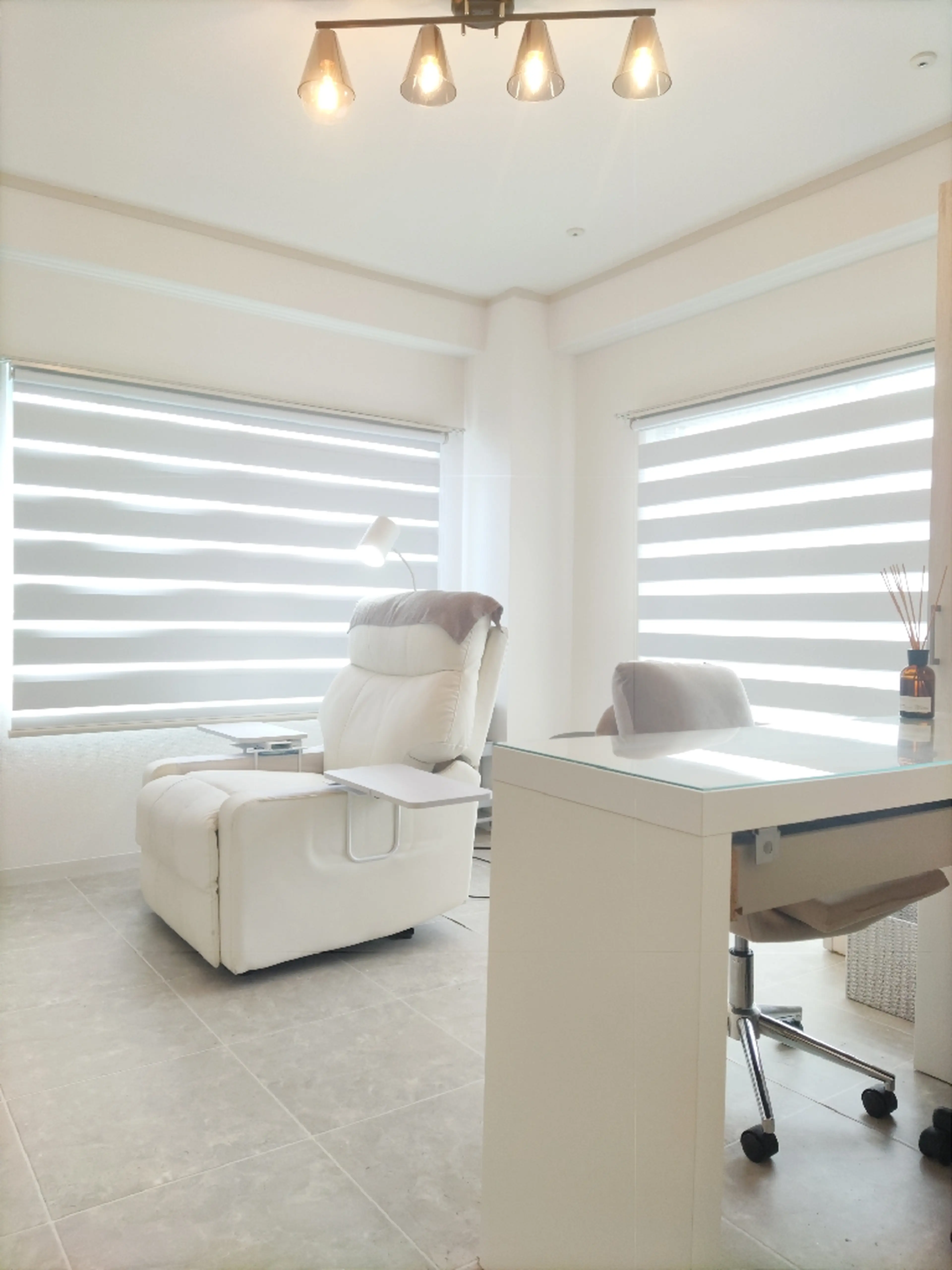 TAKANAWAネイルの内観・外観2