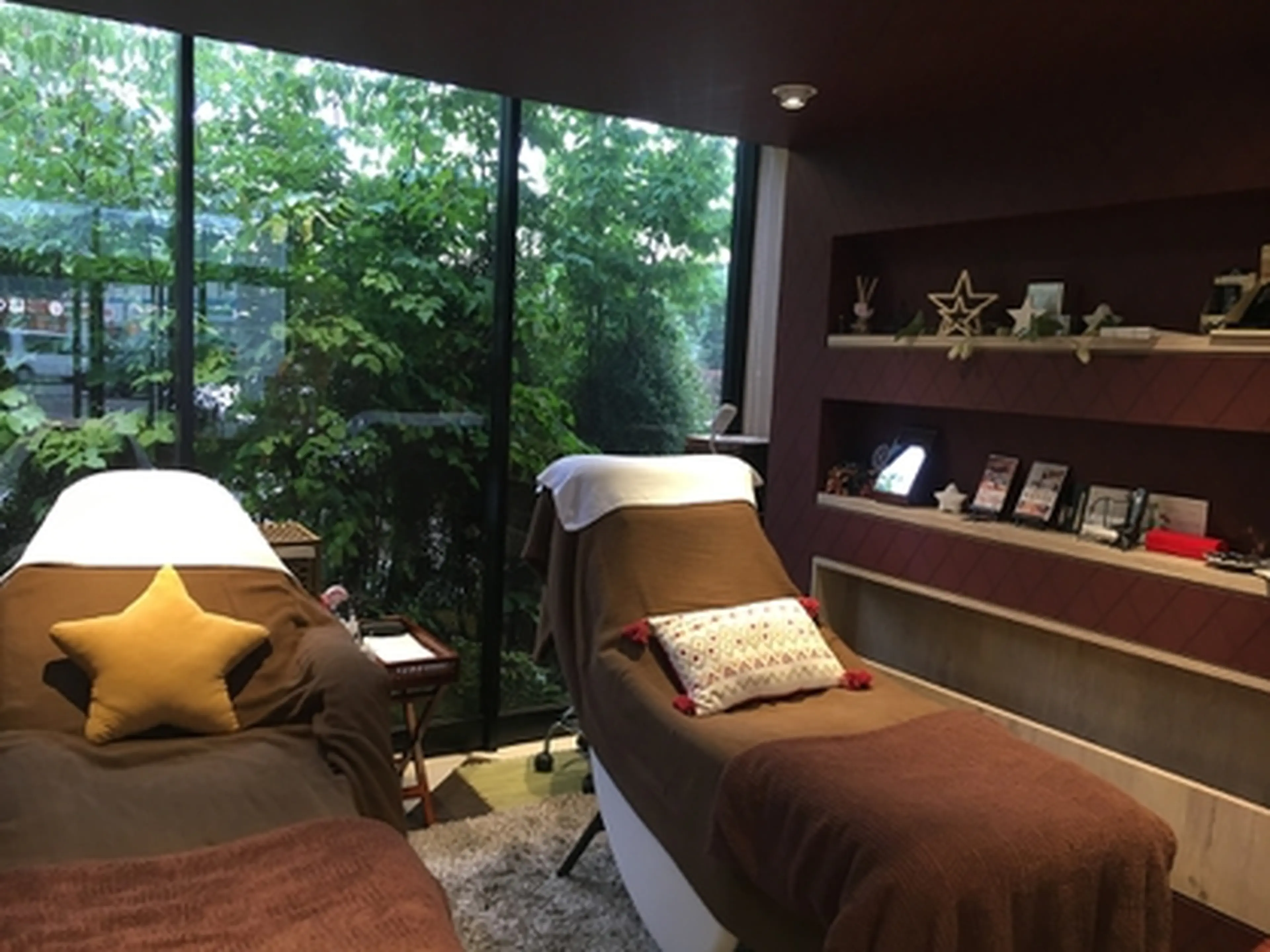 HAIR&MAKE EARTH会津若松店の内観・外観3