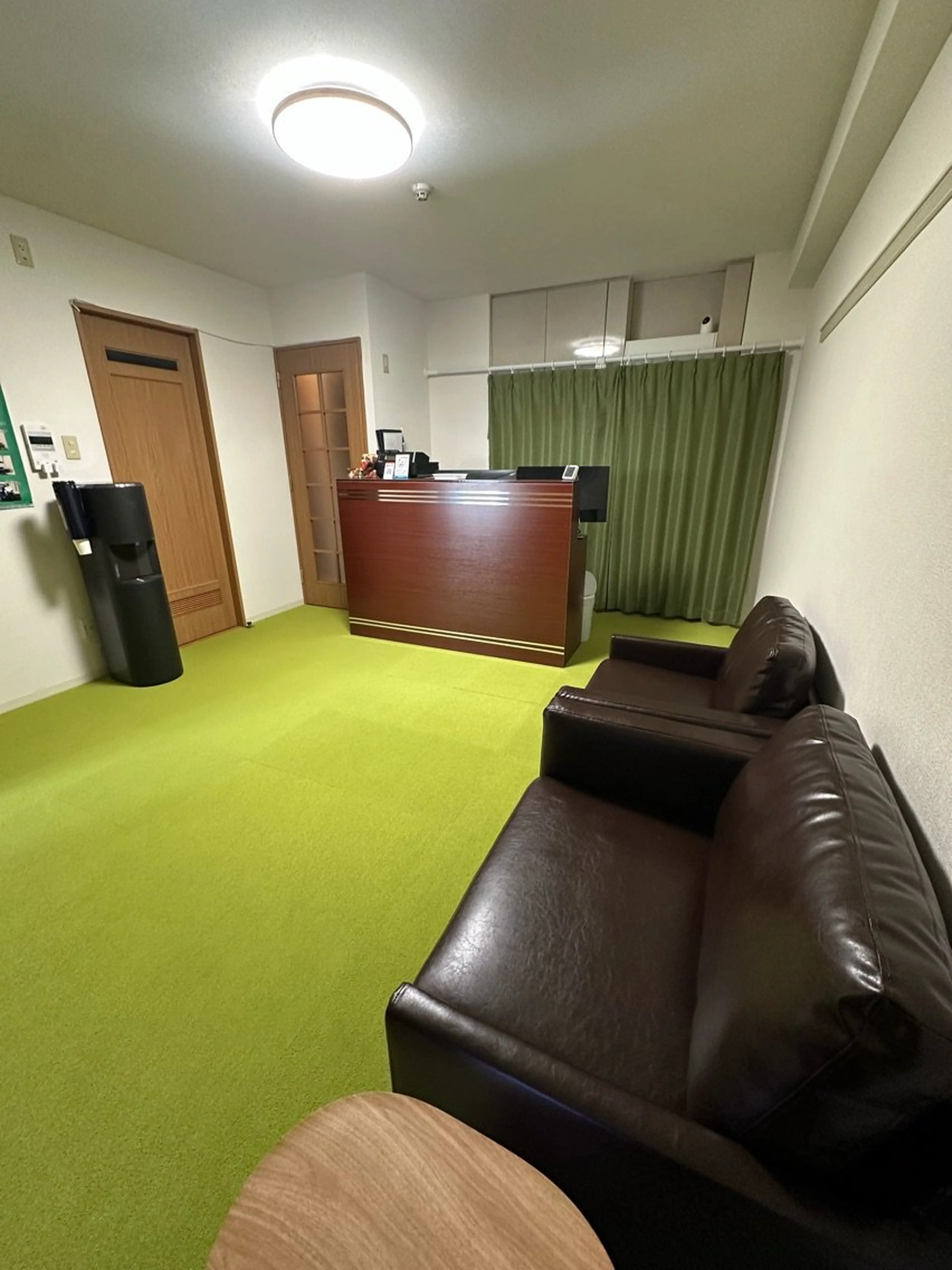 メンズ脱毛サロンRASHINDO大和店の内観・外観1