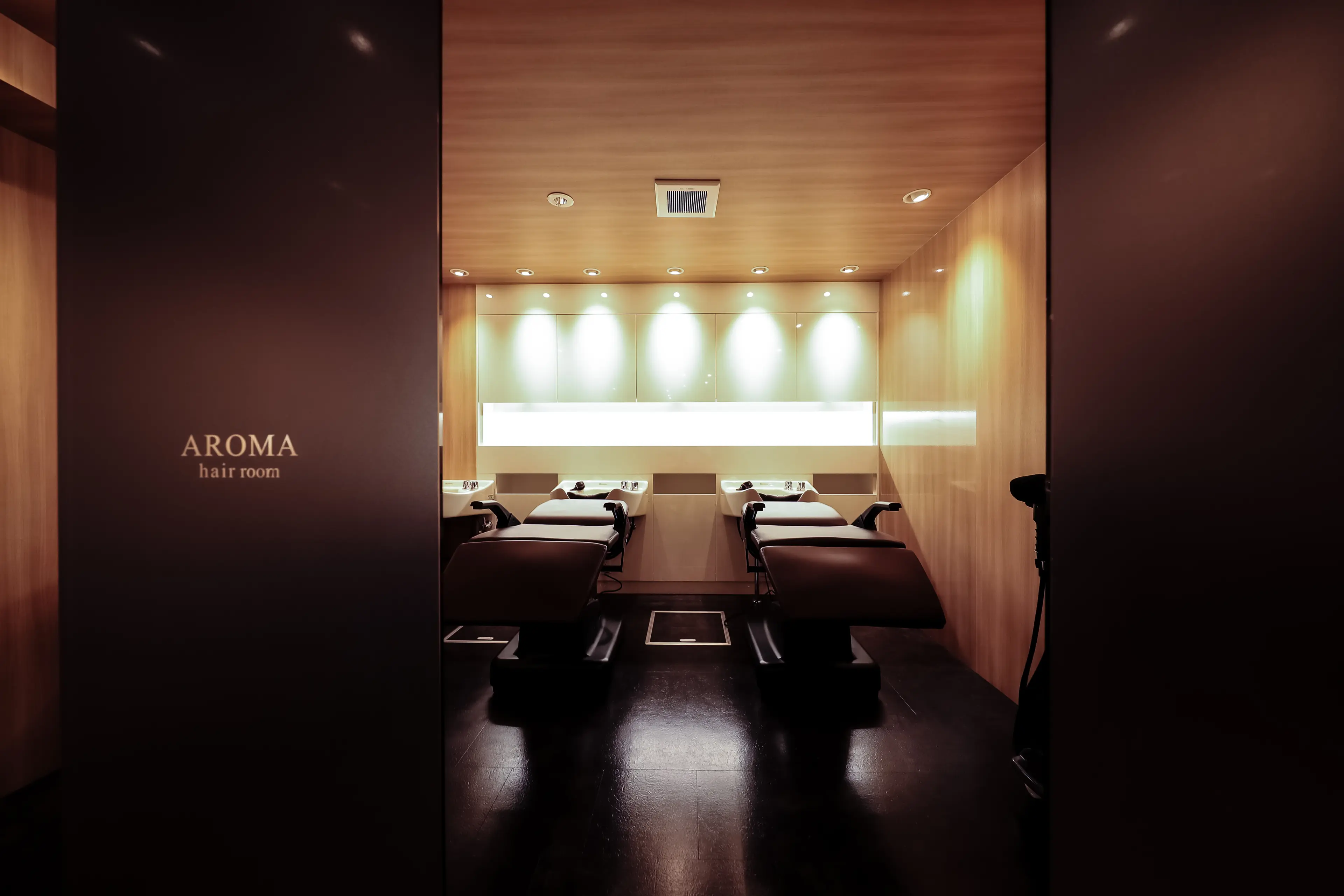 AROMA hair room 横浜店の内観・外観3