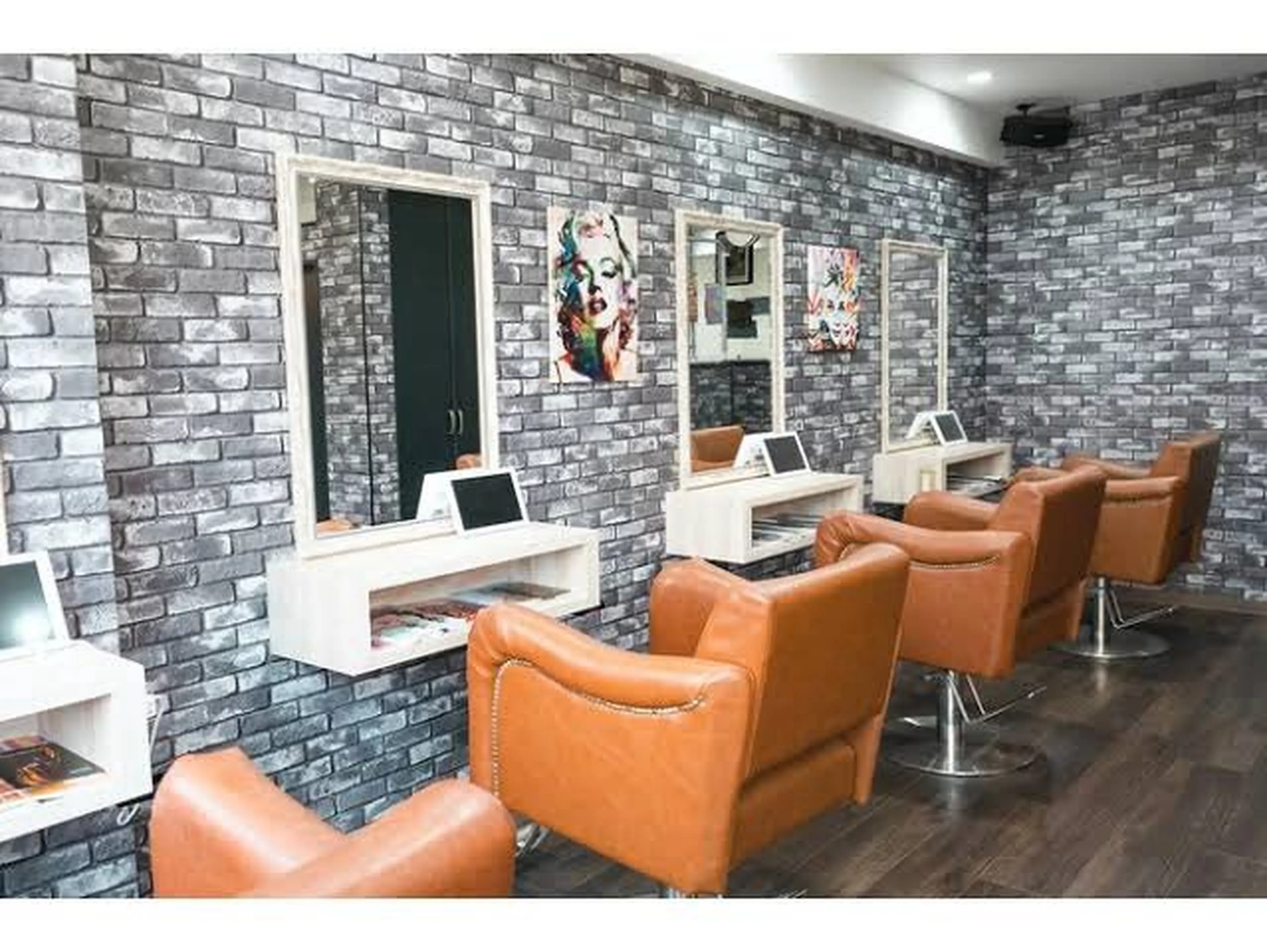 Lilly shinjukuの内観・外観1