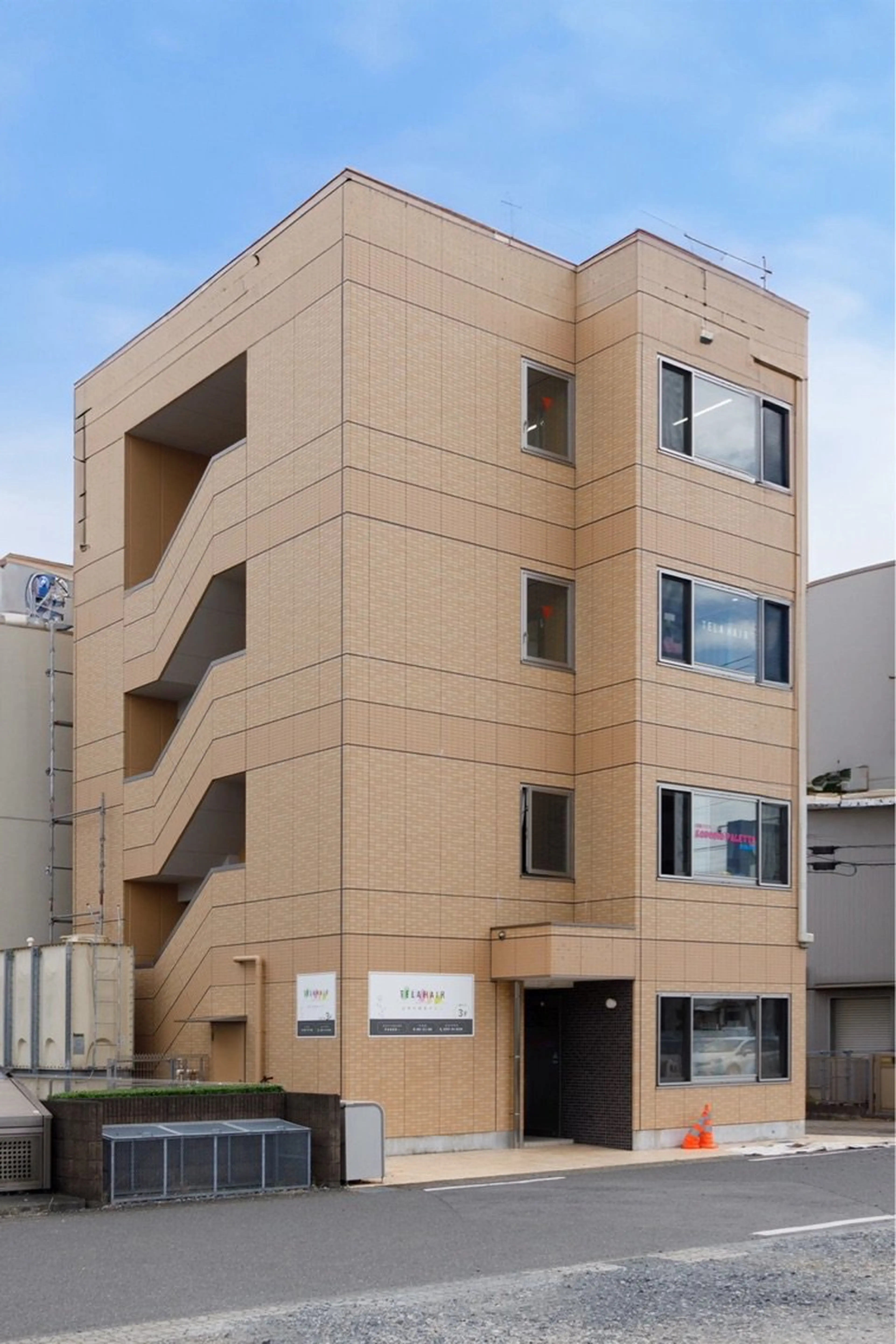 TELA HAIR 守谷店の内観・外観3