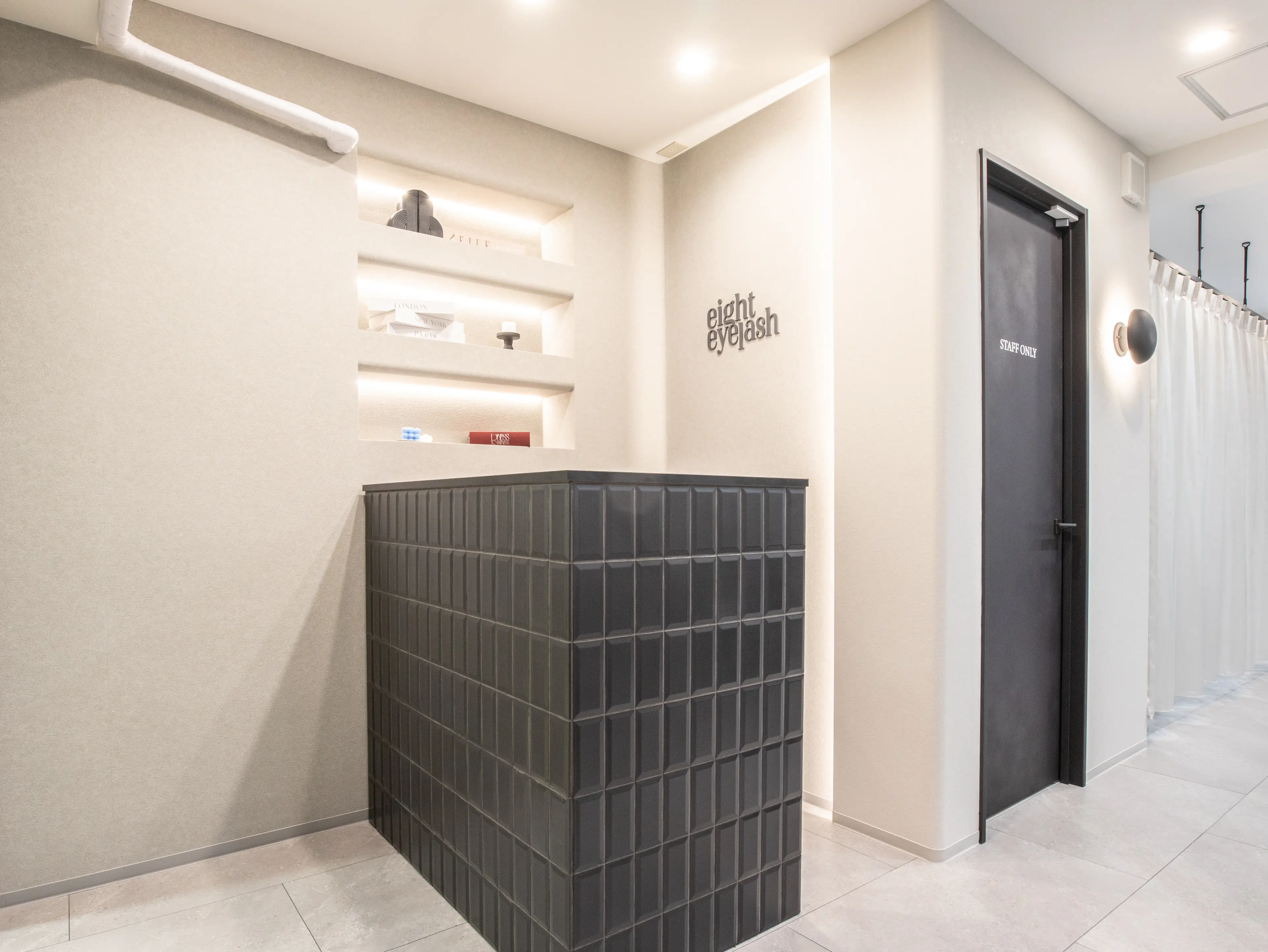 eight eyelash 二子玉川店の内観・外観1