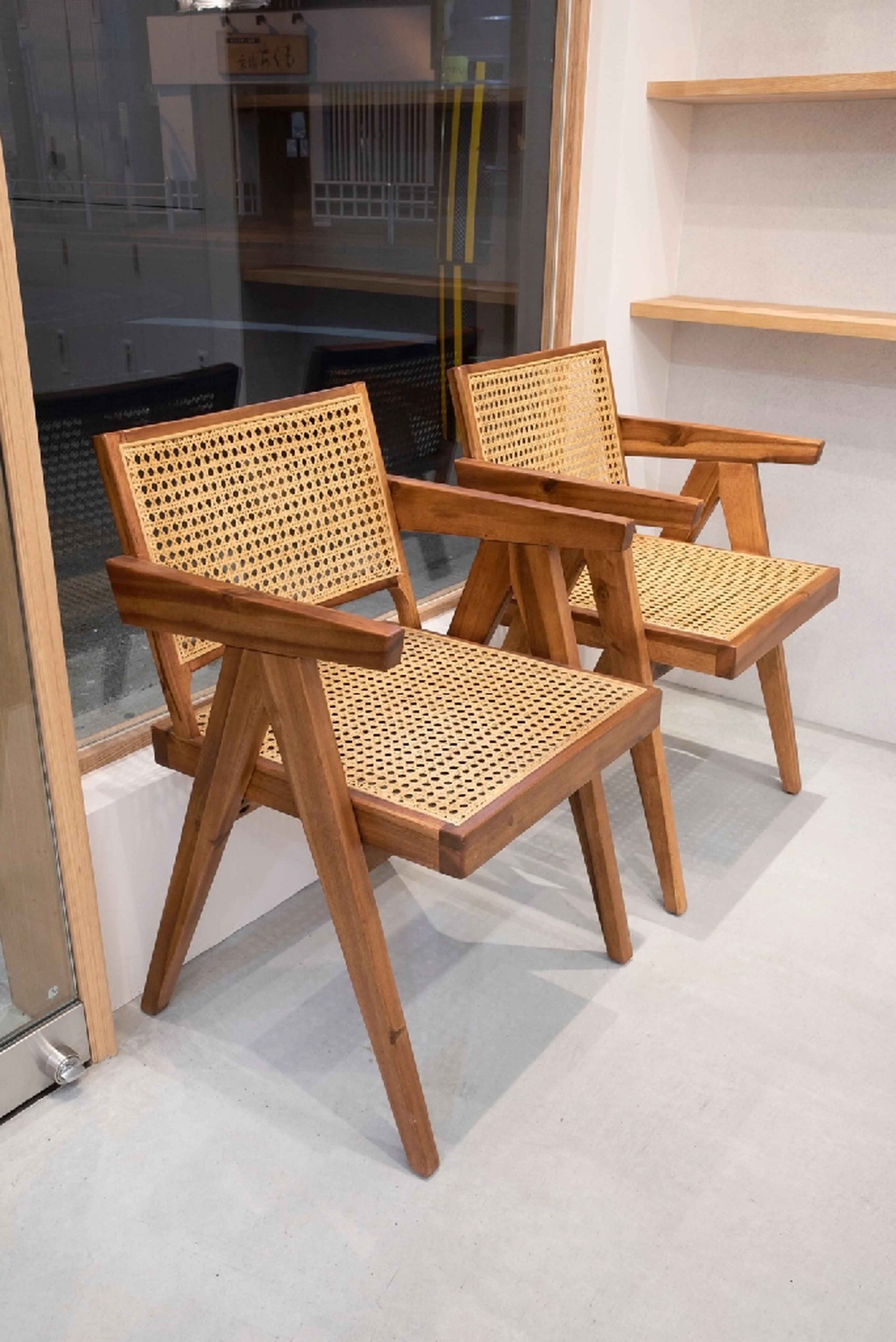 melt 京橋店の内観・外観3