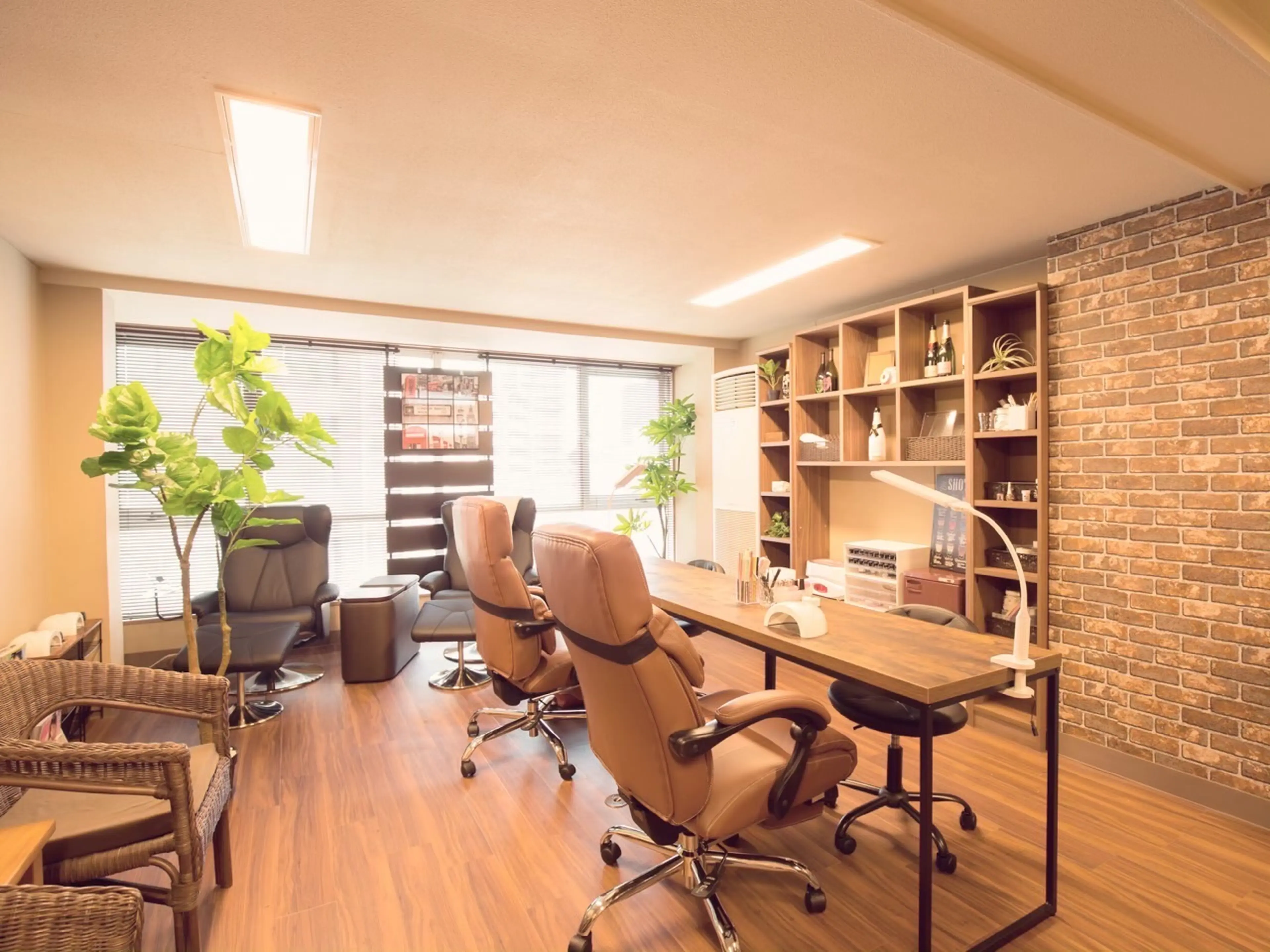 AYNIL アイニルの内観・外観1