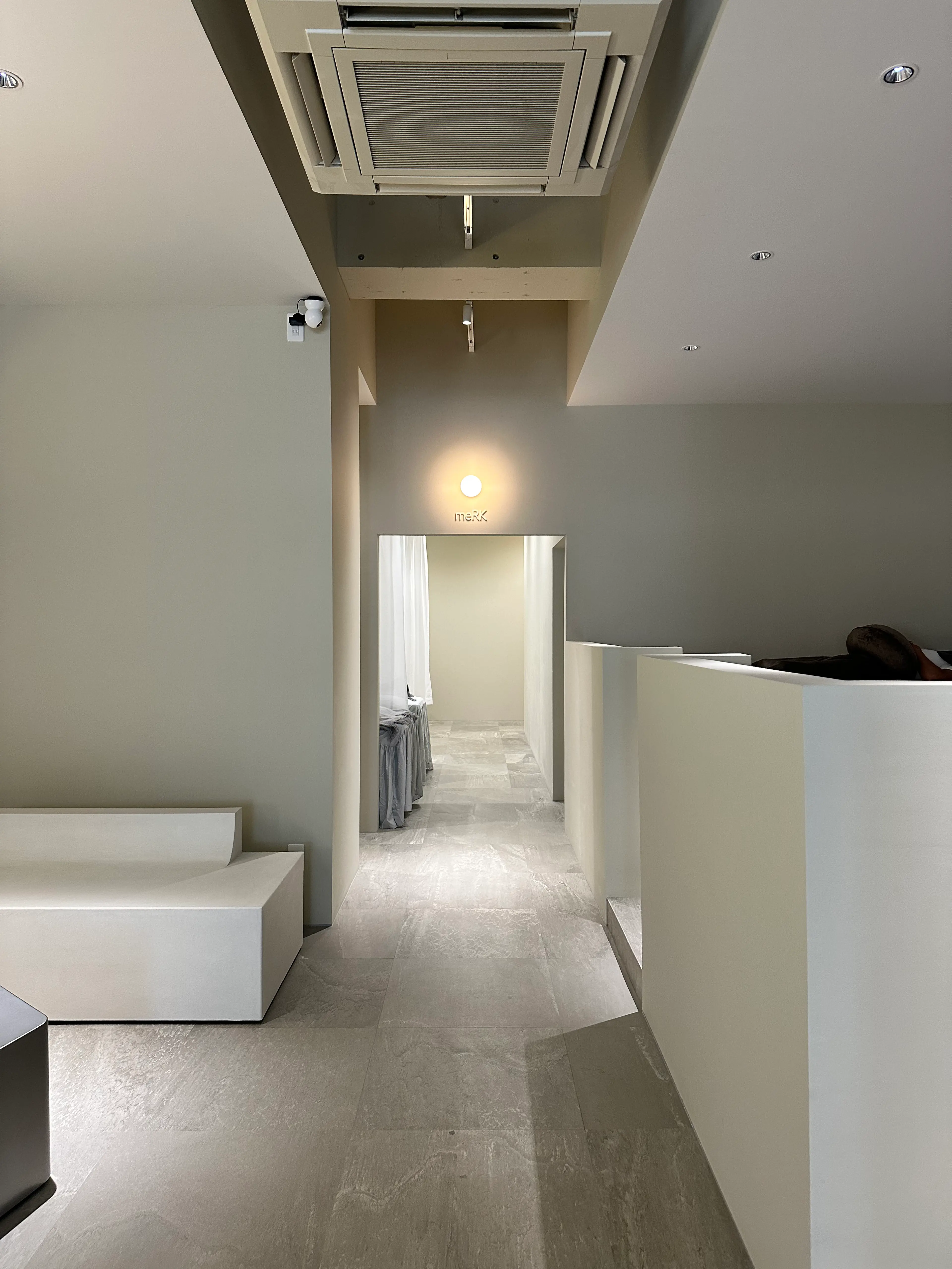 meRK天神大名店の内観・外観2