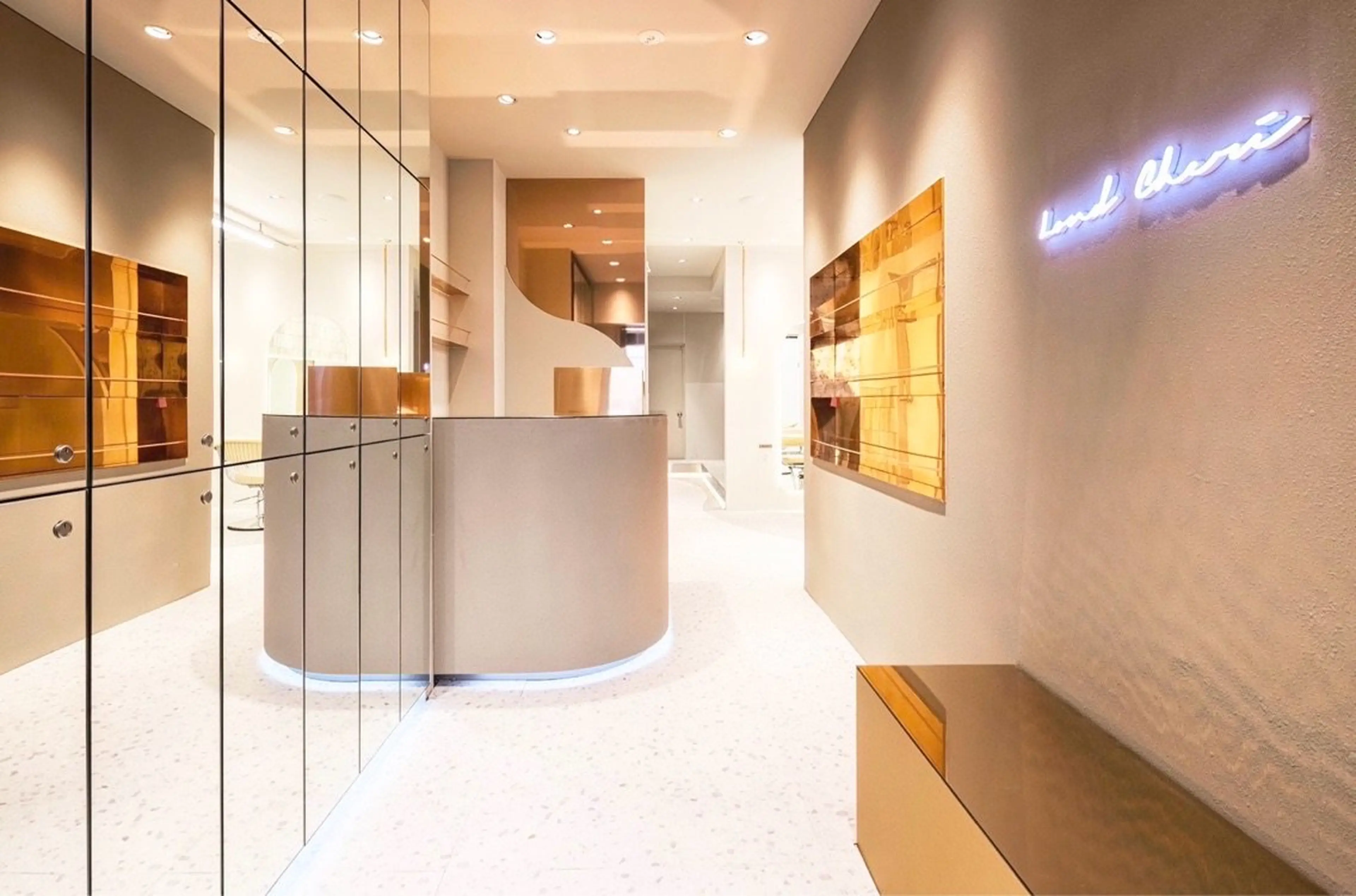 Lond Cheriの内観・外観2