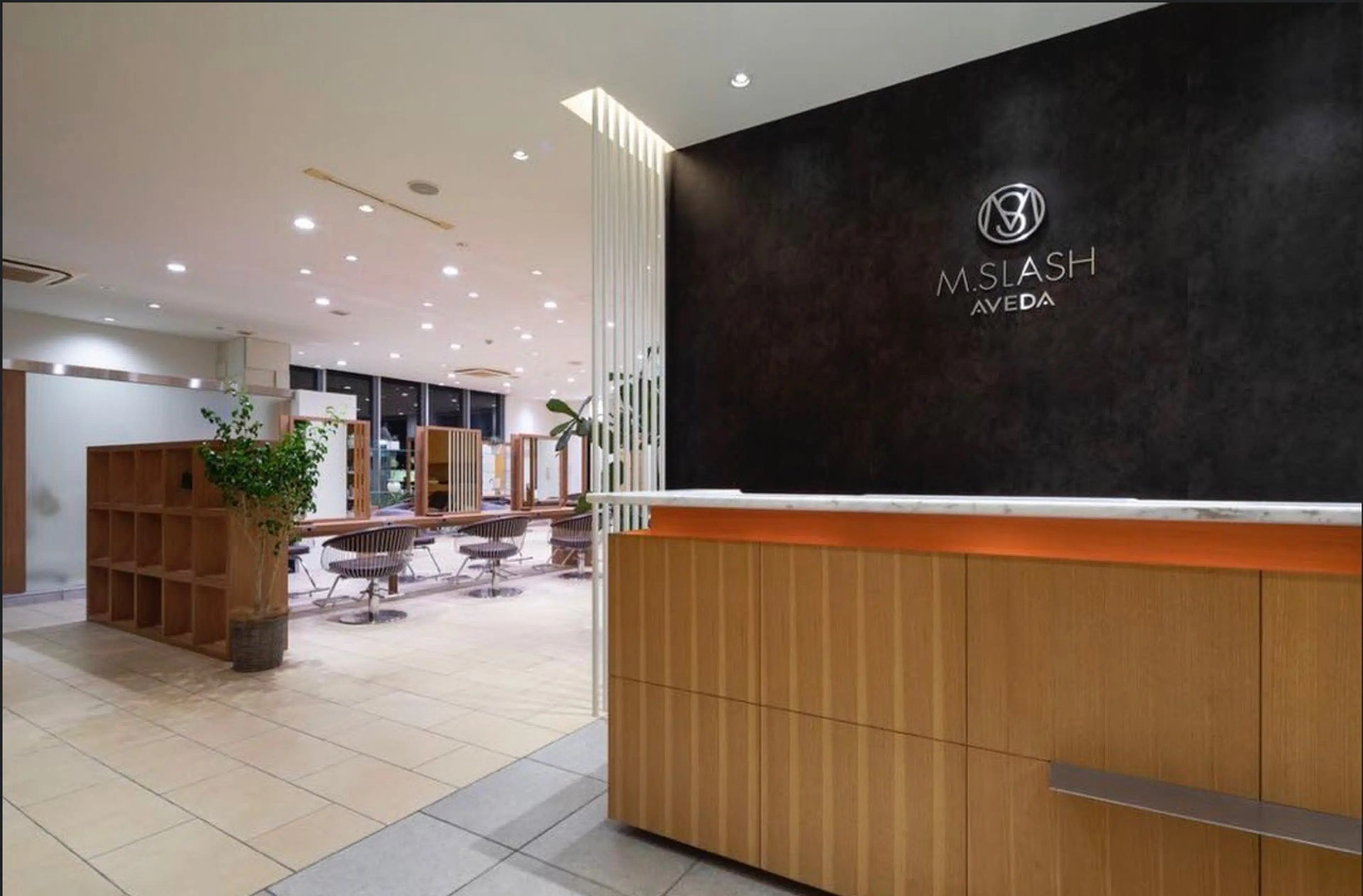 M.SLASH AVEDA 自由が丘の内観・外観2