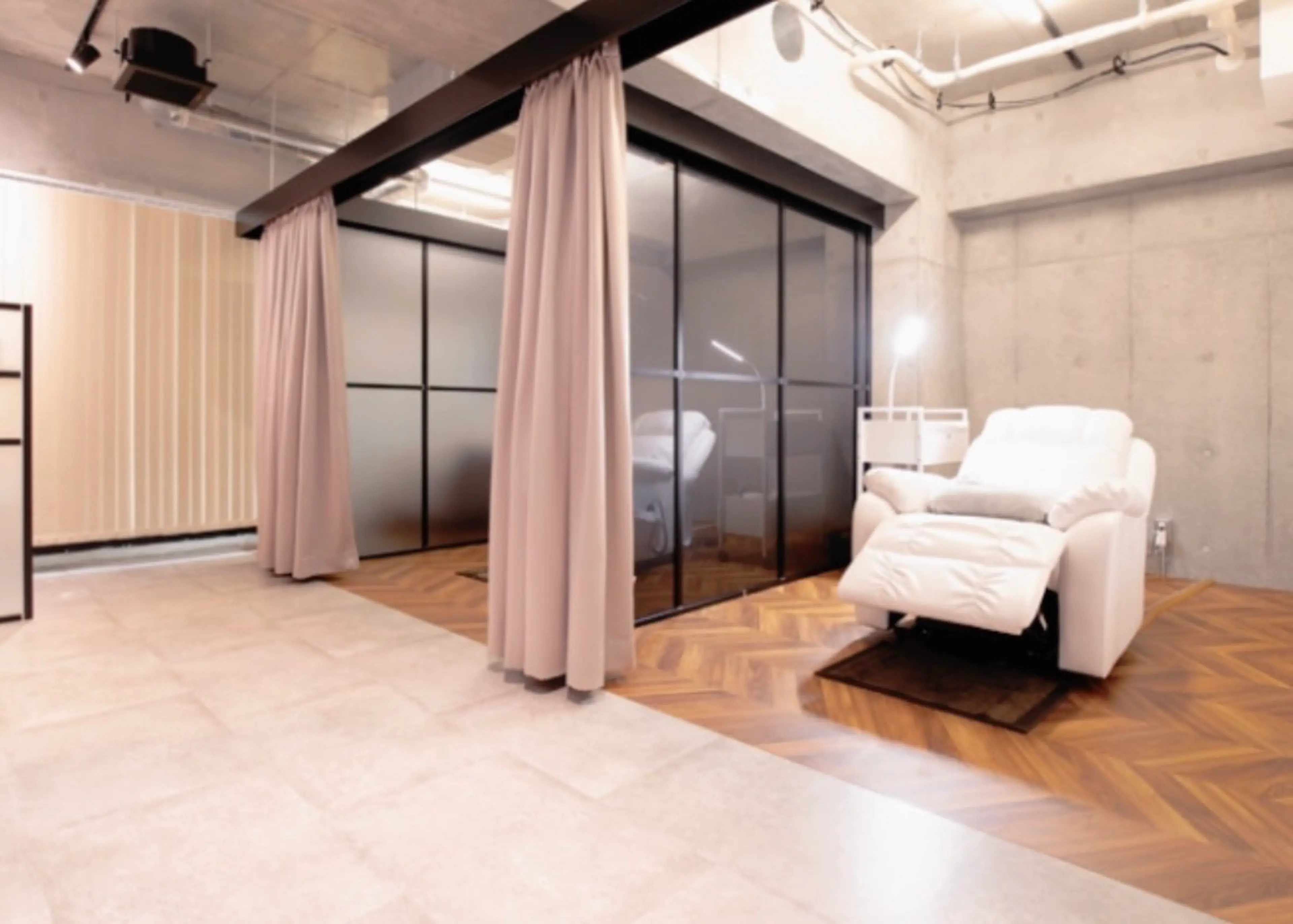 IT'Oの内観・外観1