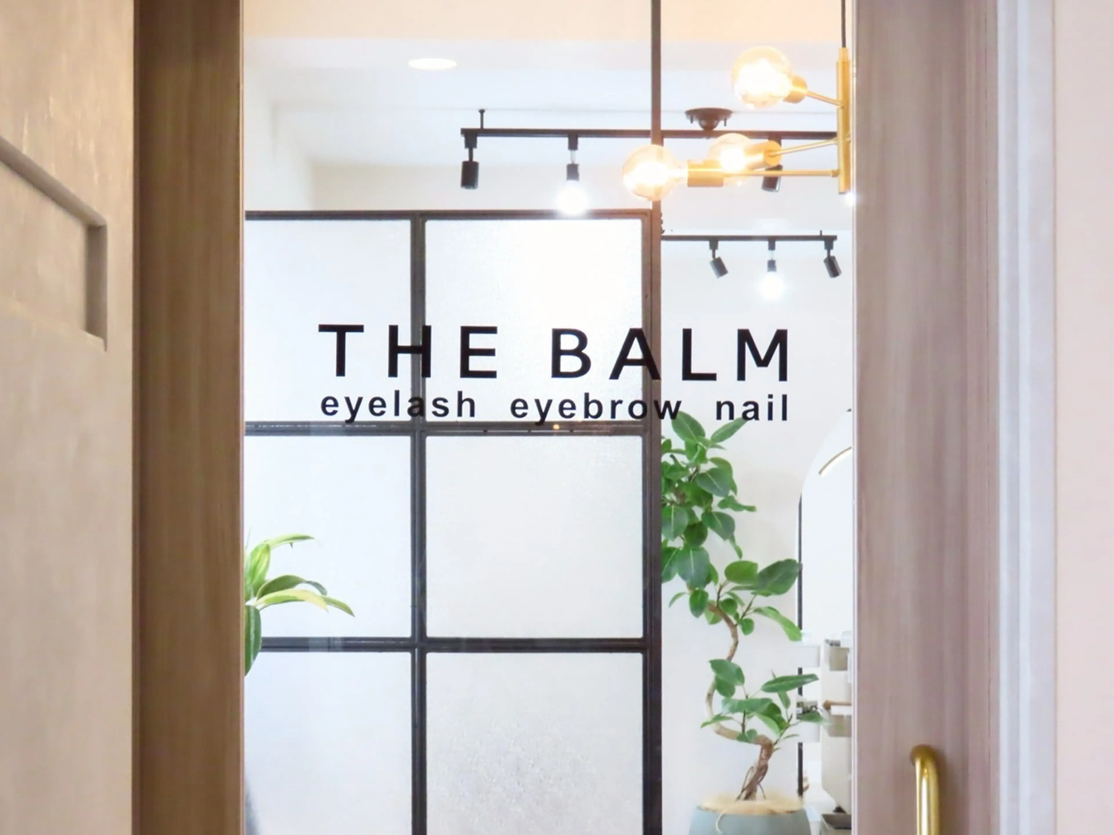 THE BALM six 銀座三丁目店の内観・外観1