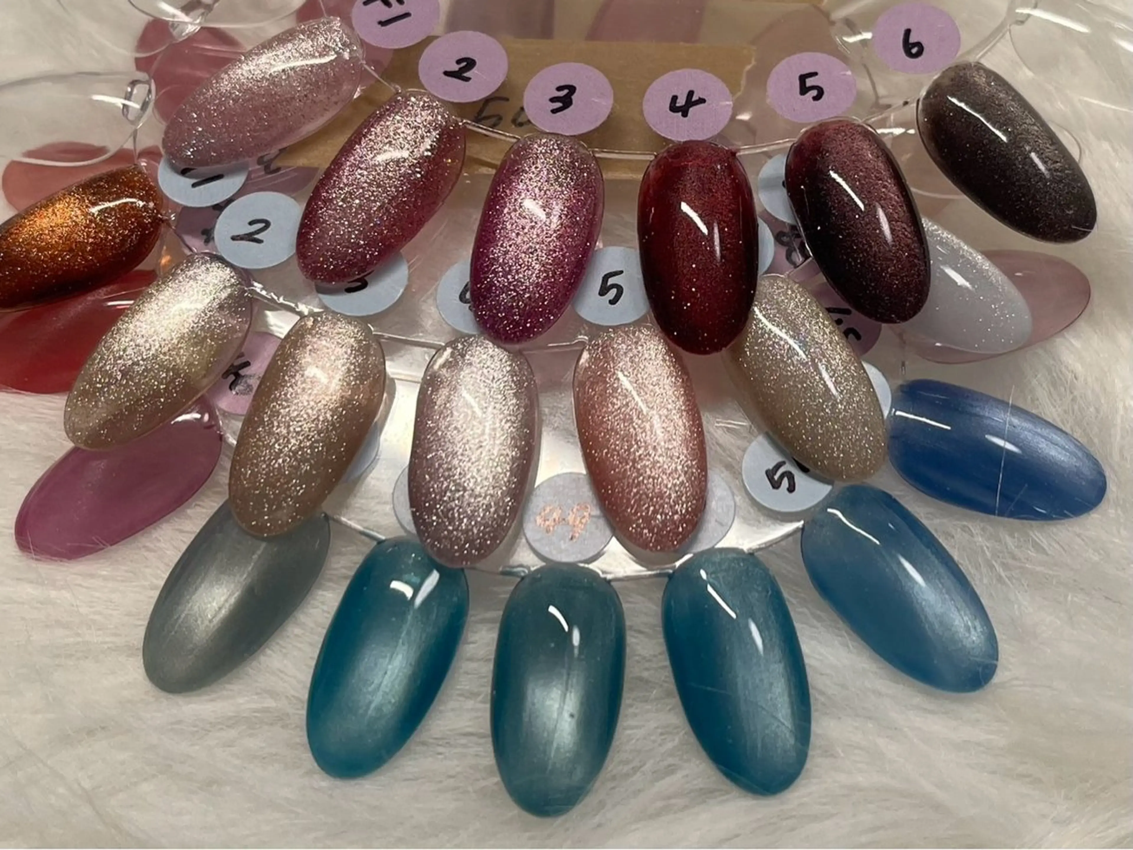 ネイル Nail&Eeylash MOOI所属・emer Sayuriのネイルデザイン