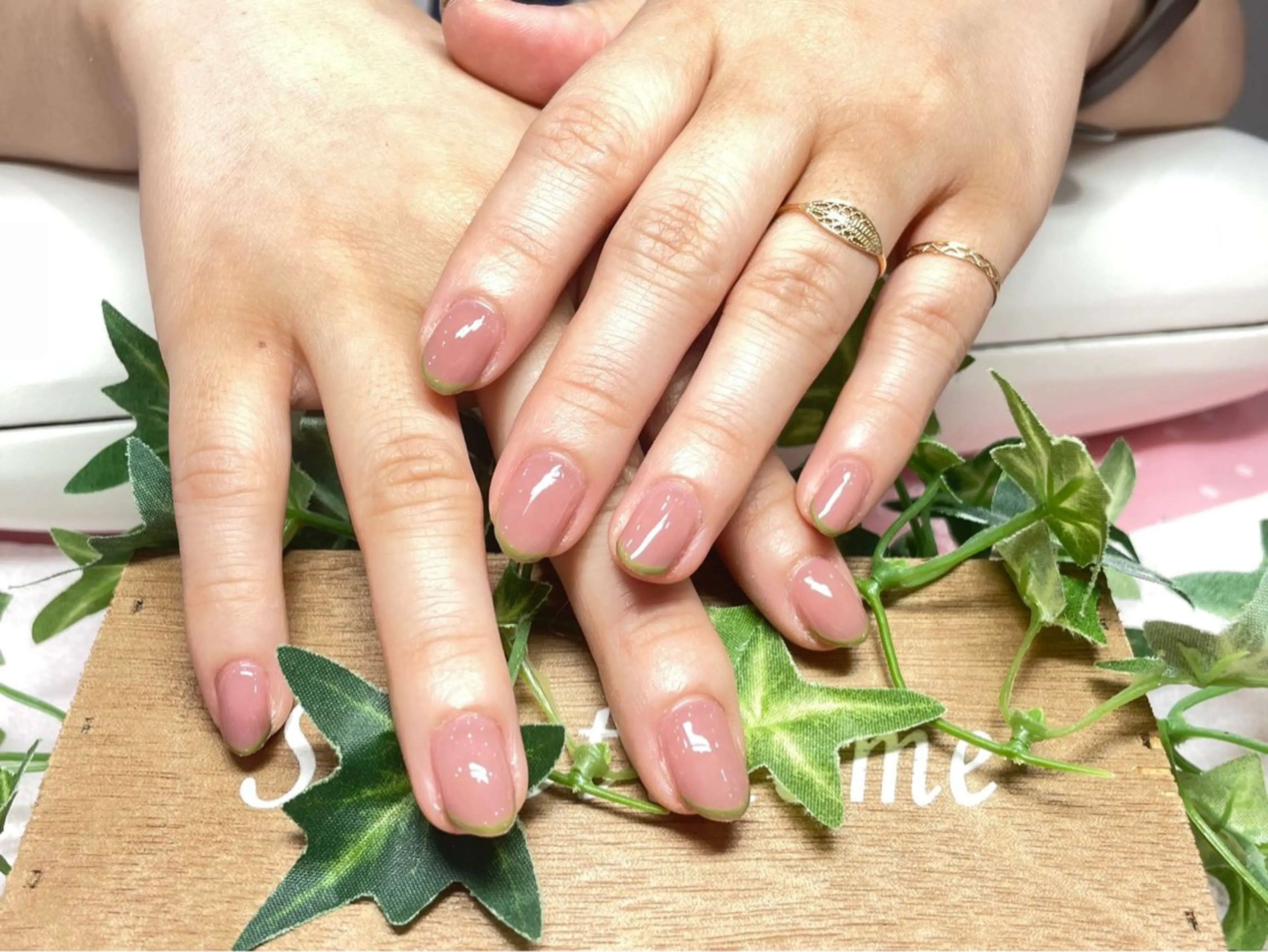 ネイル Ui_Amor (パラジェル)のネイルデザイン