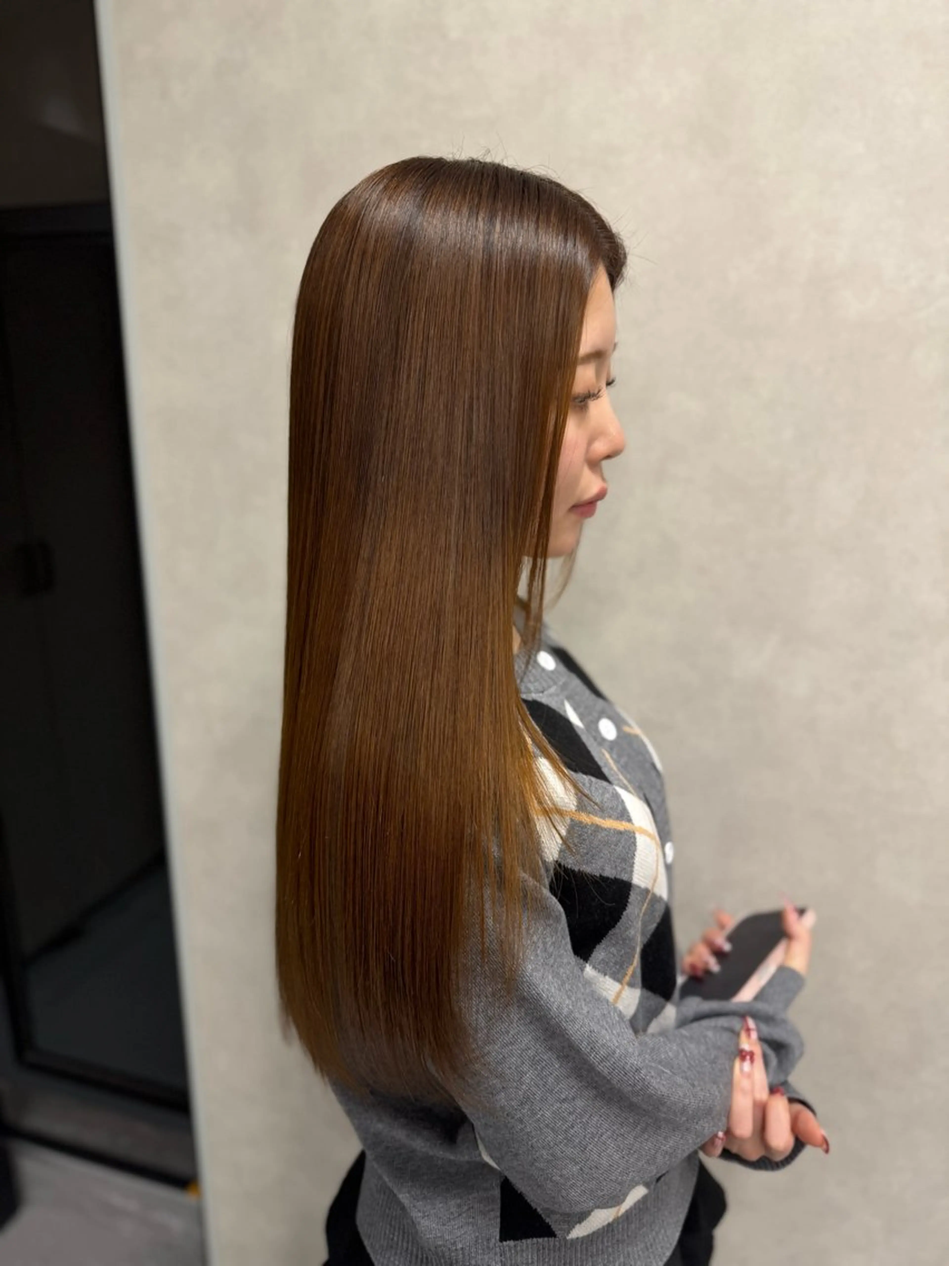 ロング パーマ 縮毛矯正 トリートメント 髪質改善/縮毛矯正 /ブリーチ矯正/岡部のヘアスタイル