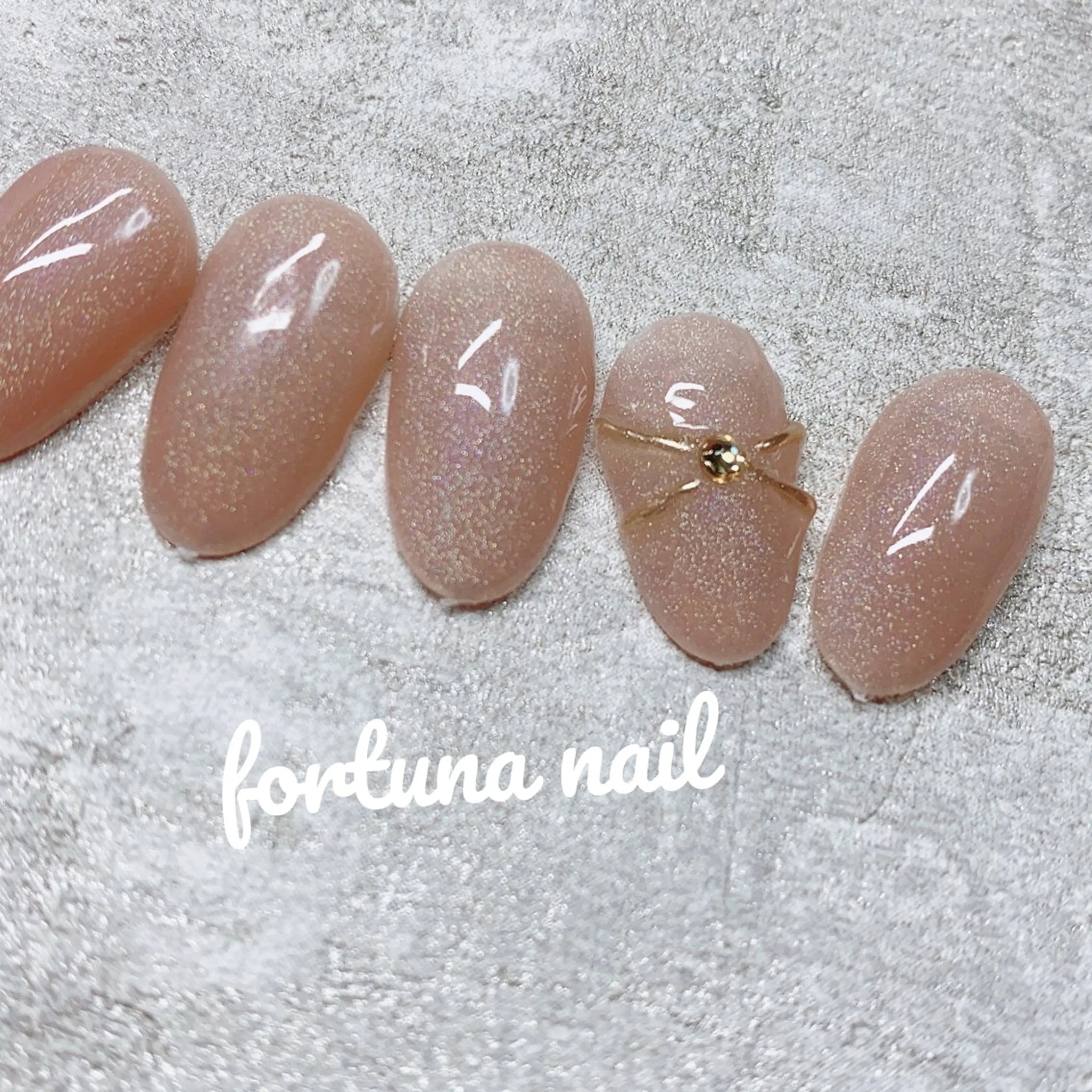 ネイル ハンドネイル ハンドケア Nail •Head スパFortunaのネイルデザイン