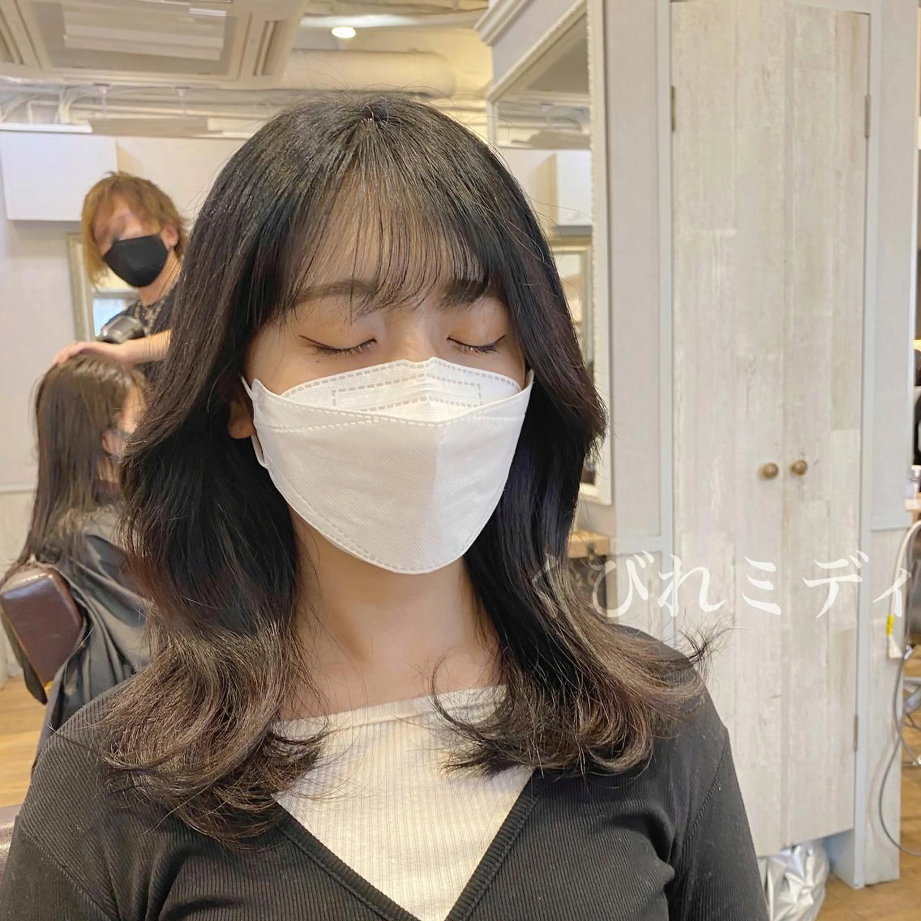 ミディアム カラー SALOWIN 新宿三丁目EAST所属・韓国レイヤー🇰🇷 layercut✂️のヘアスタイル