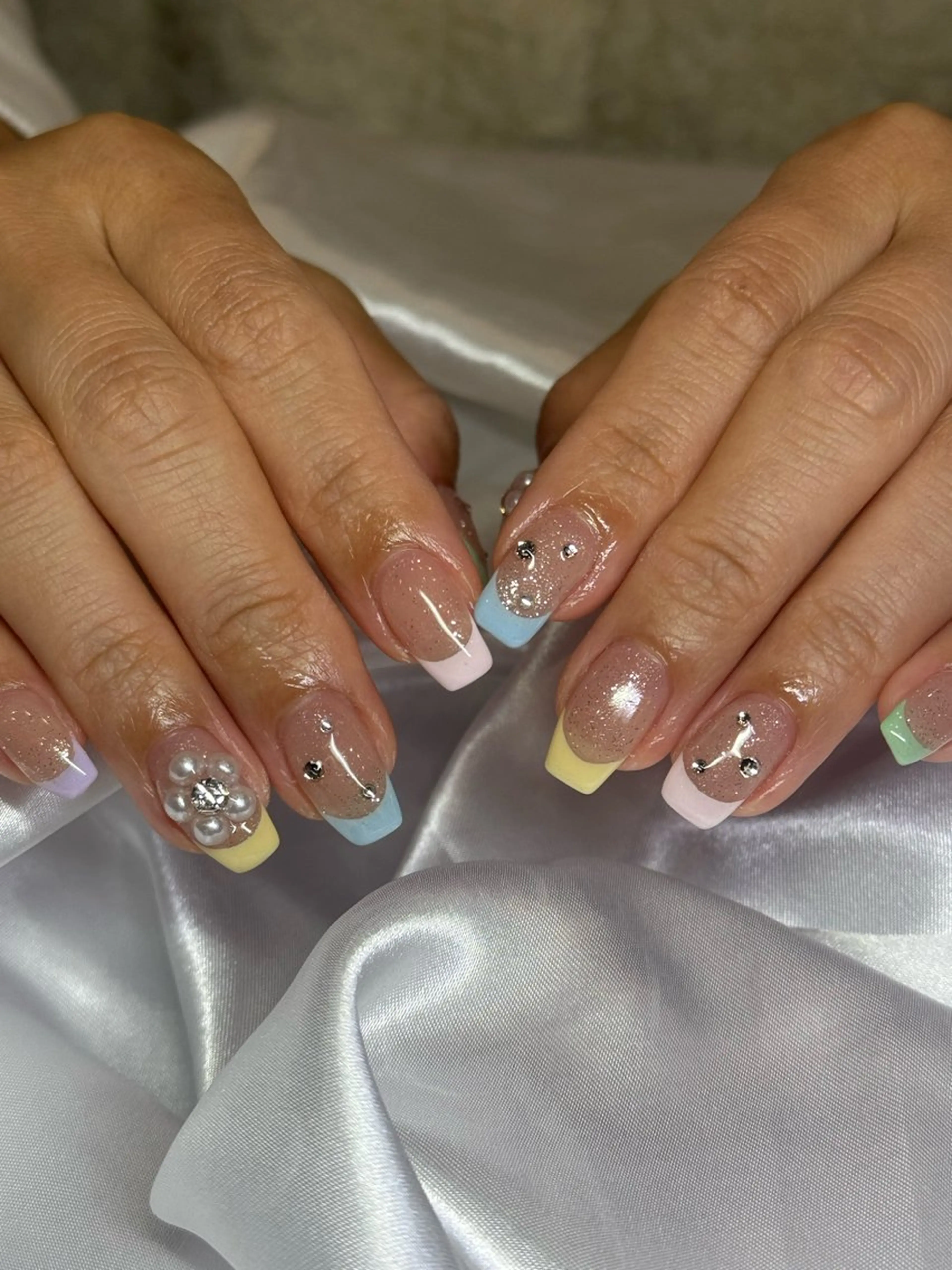 ネイル アートネイル フレンチネイル Rommy Arisaのネイルデザイン