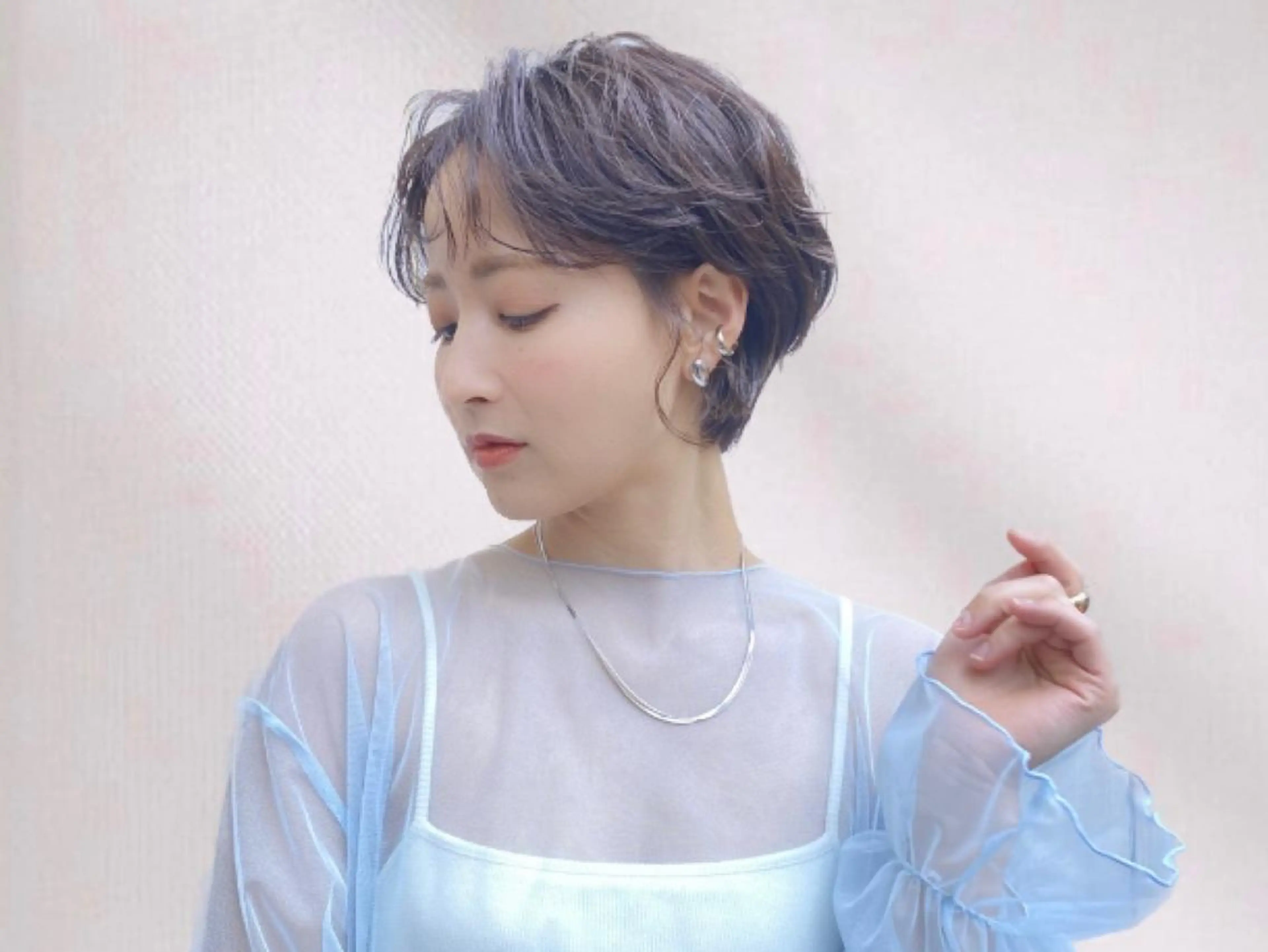 ショート カラー ヘアアレンジ ROW 横浜のヘアスタイル