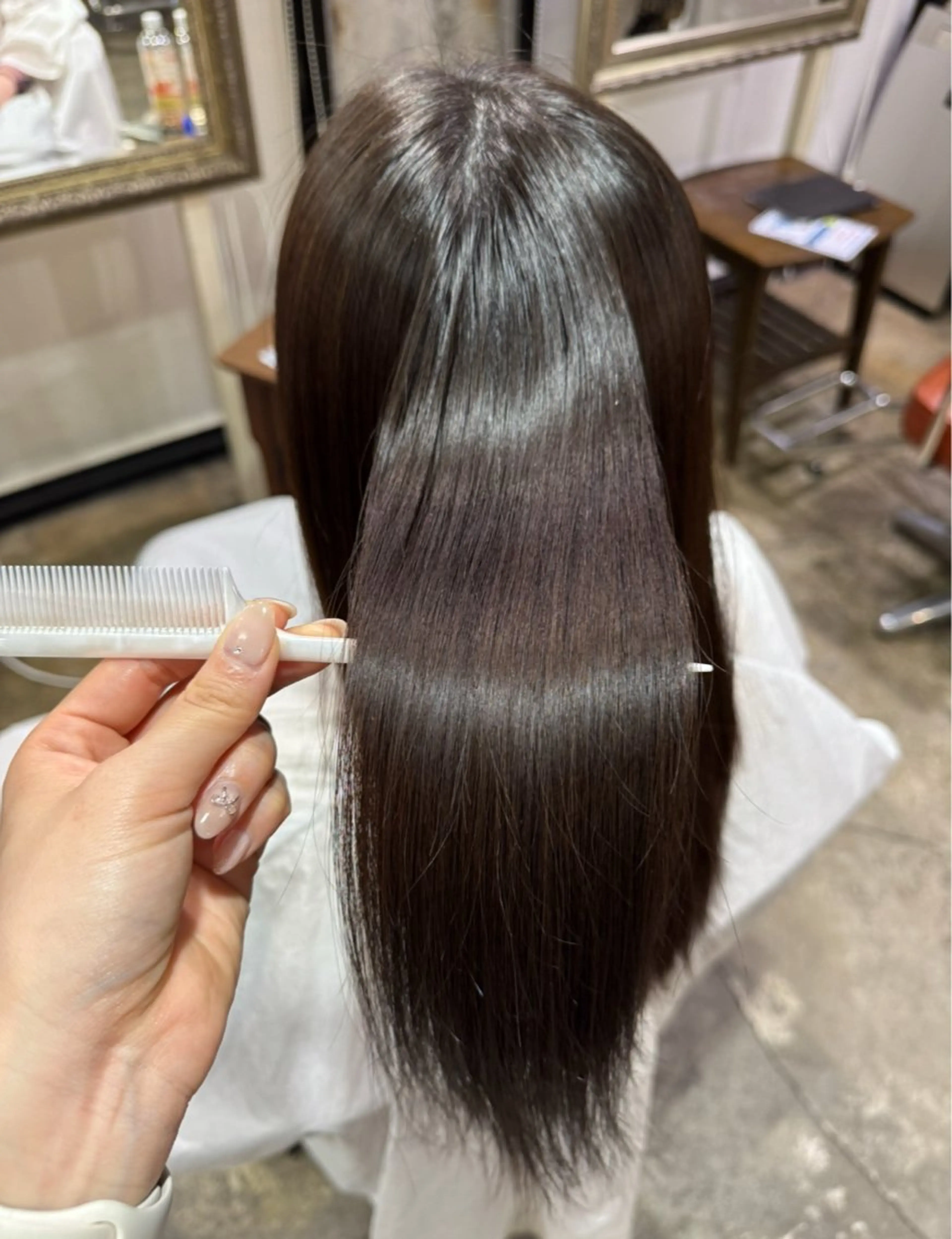 ロング 縮毛矯正 艶カラー/髪質改善 🩶Yukiのヘアスタイル