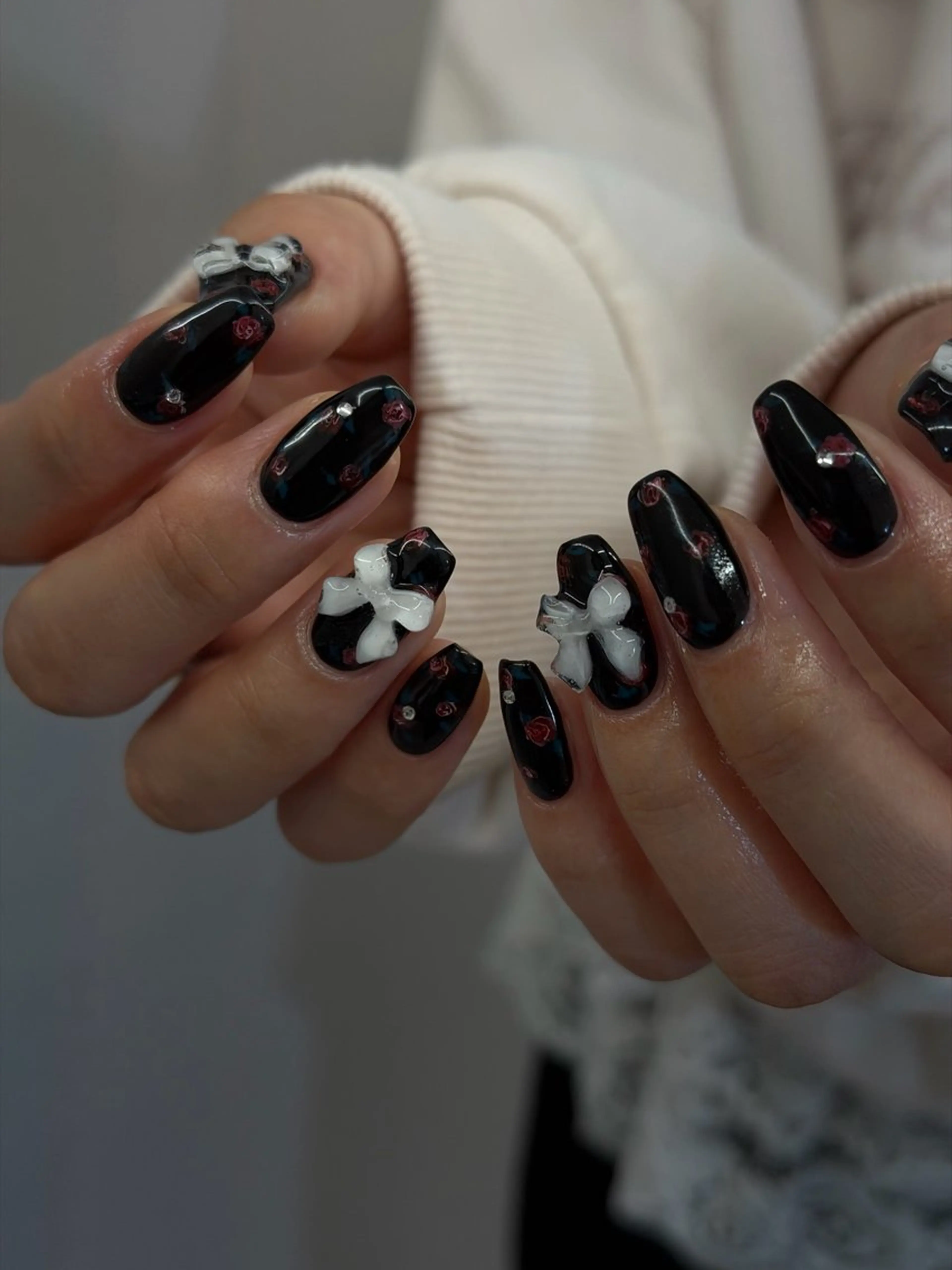 ネイル ジェルネイル マグネットネイル ニュアンスネイル パラジェル リボン ハンドネイル ハンドケア Bana_ Nailのネイルデザイン