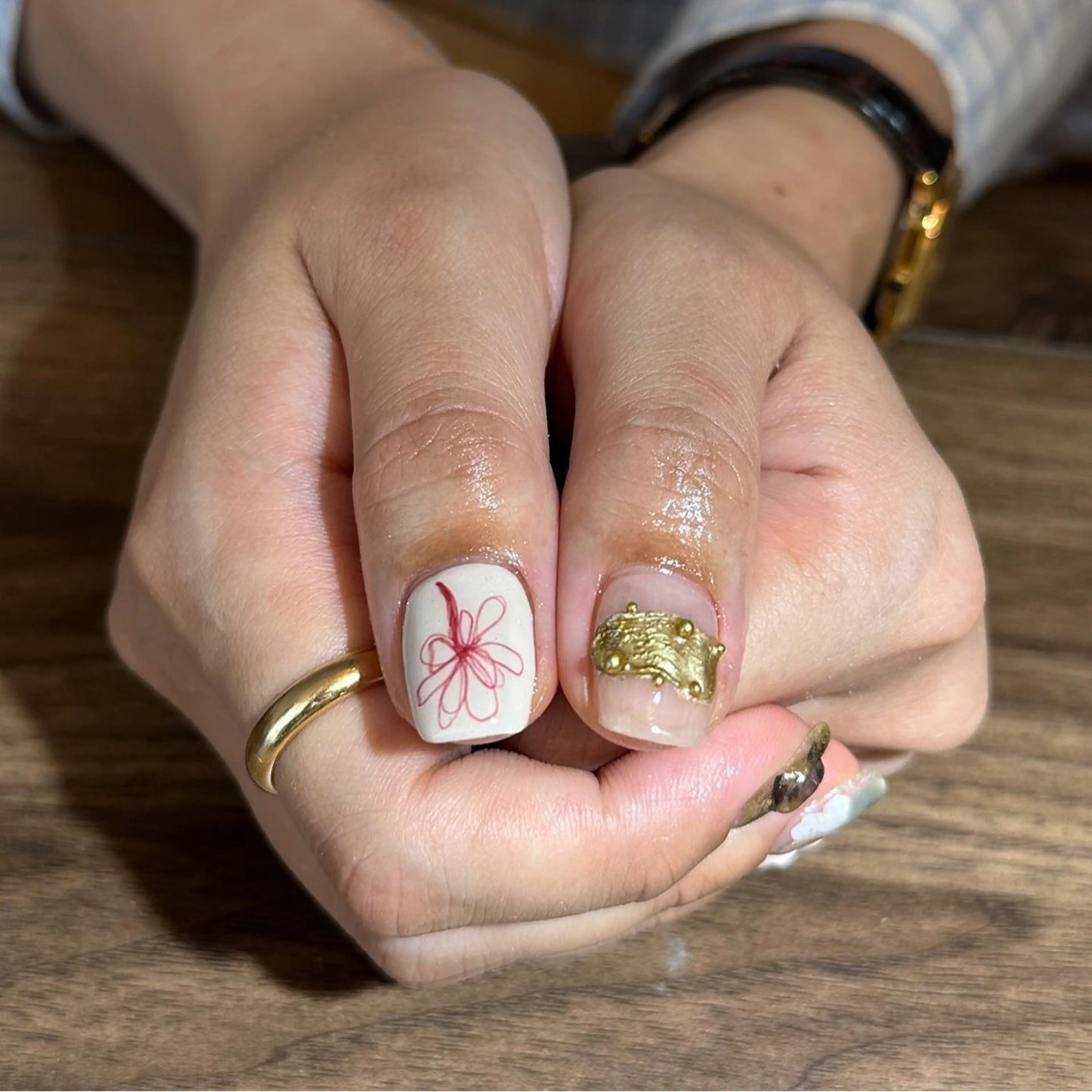 ネイル ハンドネイル mio _POHEURのネイルデザイン