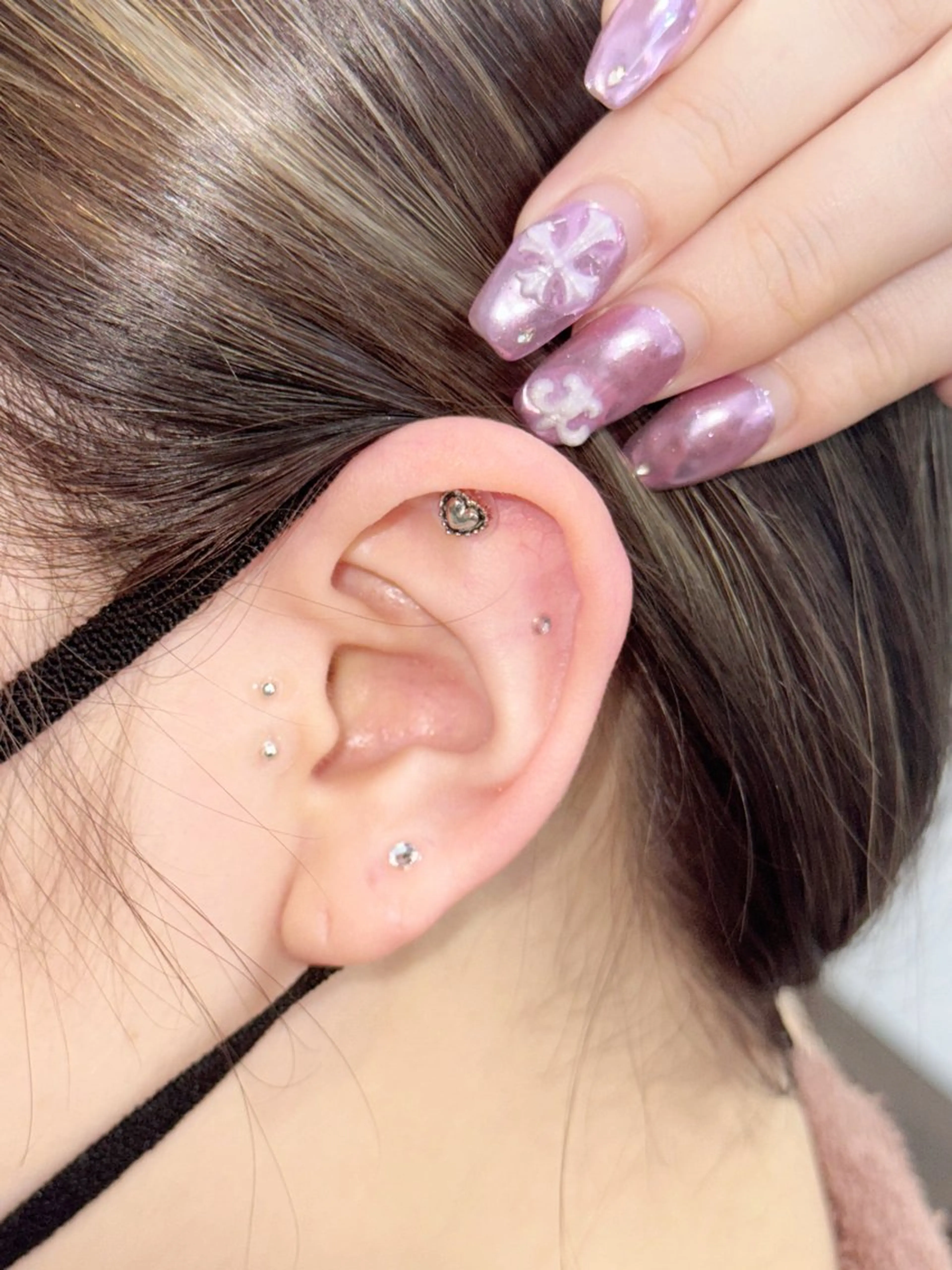 apollo 横浜所属・横浜🦋ハイトーン 🫐耳つぼジュエリーのヘアスタイル
