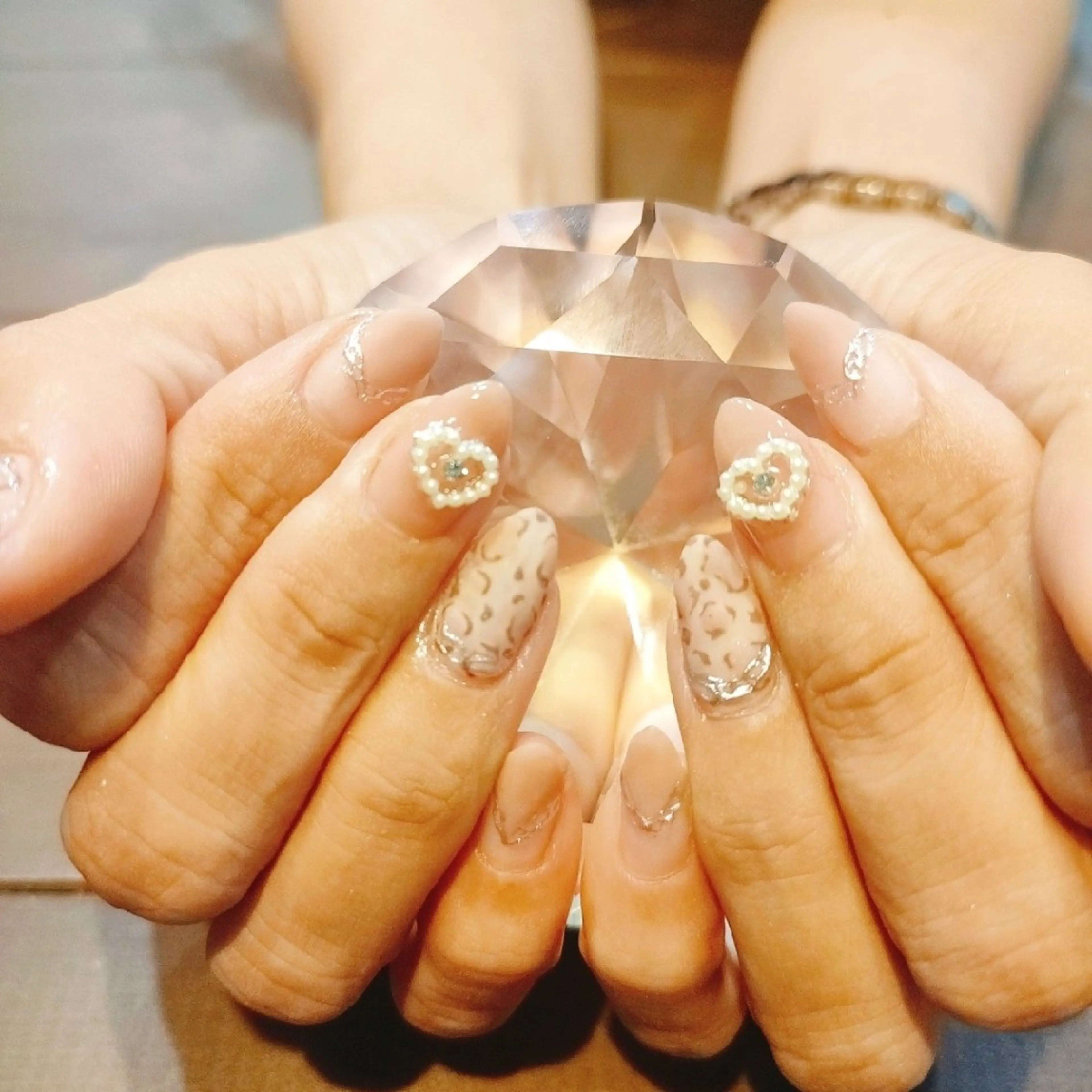 ネイル アニマル柄 ハンドネイル Shine Nail所属・Shine Nailのネイルデザイン