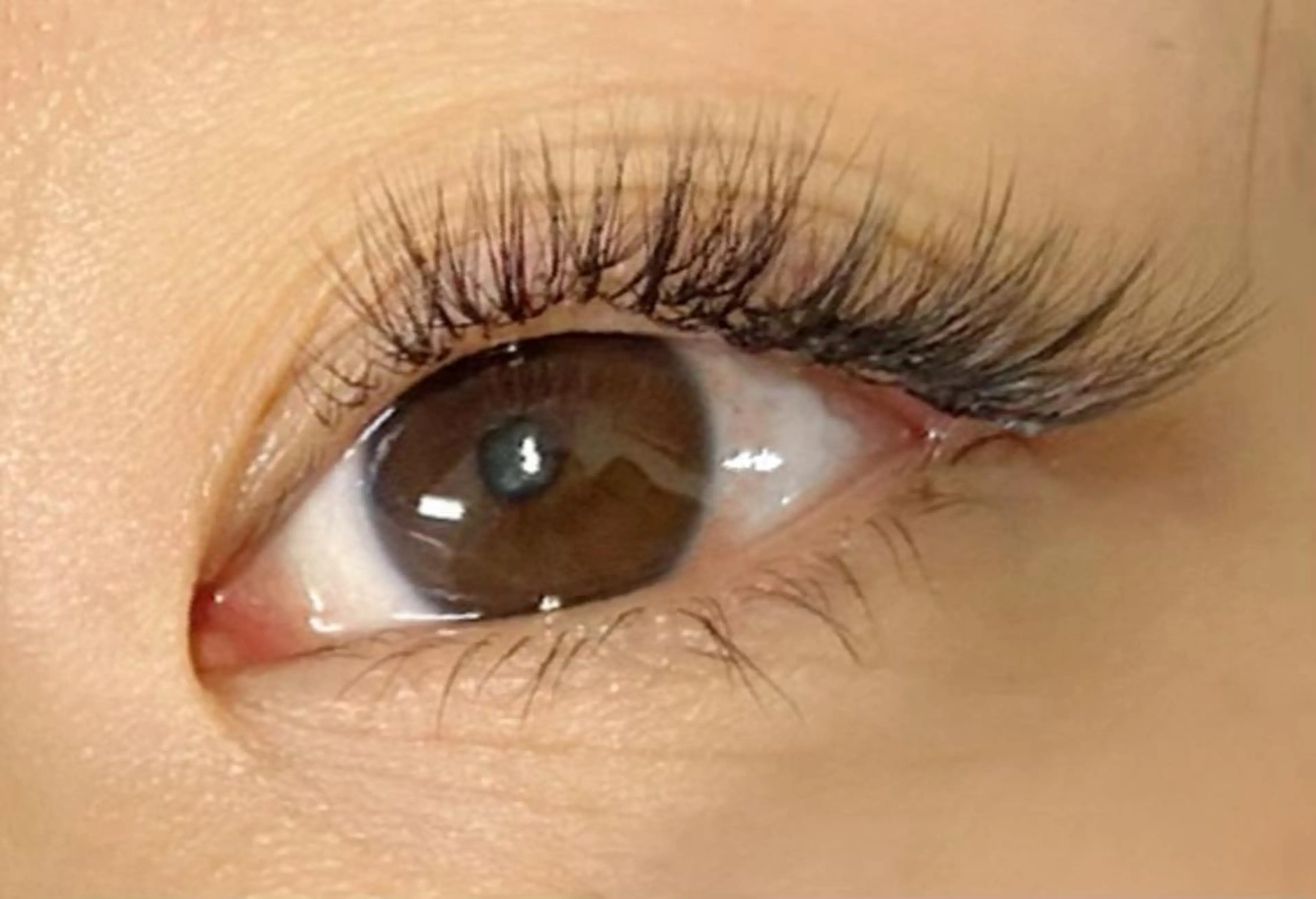 マツエク・マツパ 目尻長め マツエク AKAMEE omotesando所属・Toyoshima Sakikoのマツエク・マツパデザイン