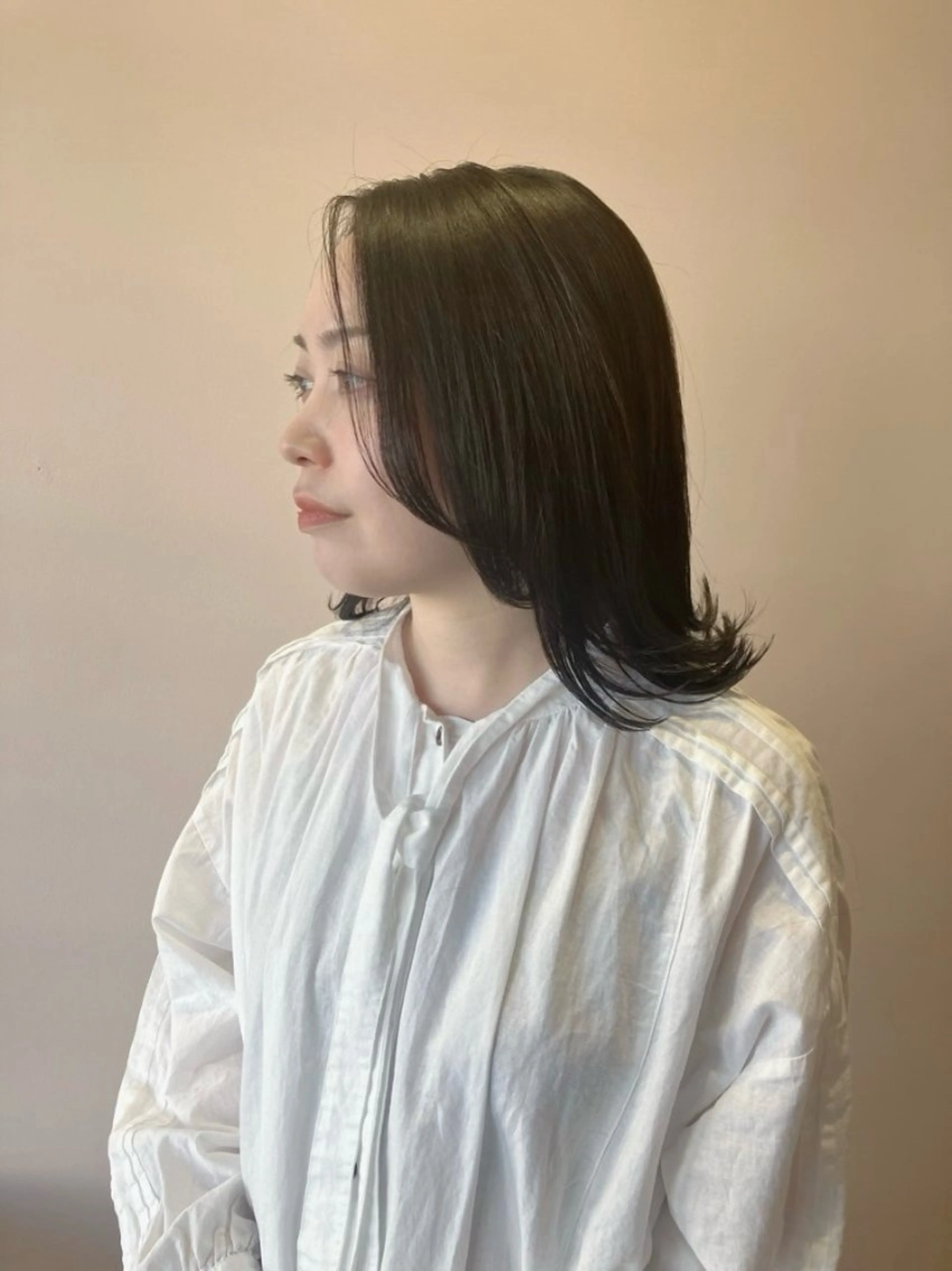 ミディアム パーマ 酸性ストレート ストレートパーマ カット 縮毛矯正 川間 将彦のヘアスタイル