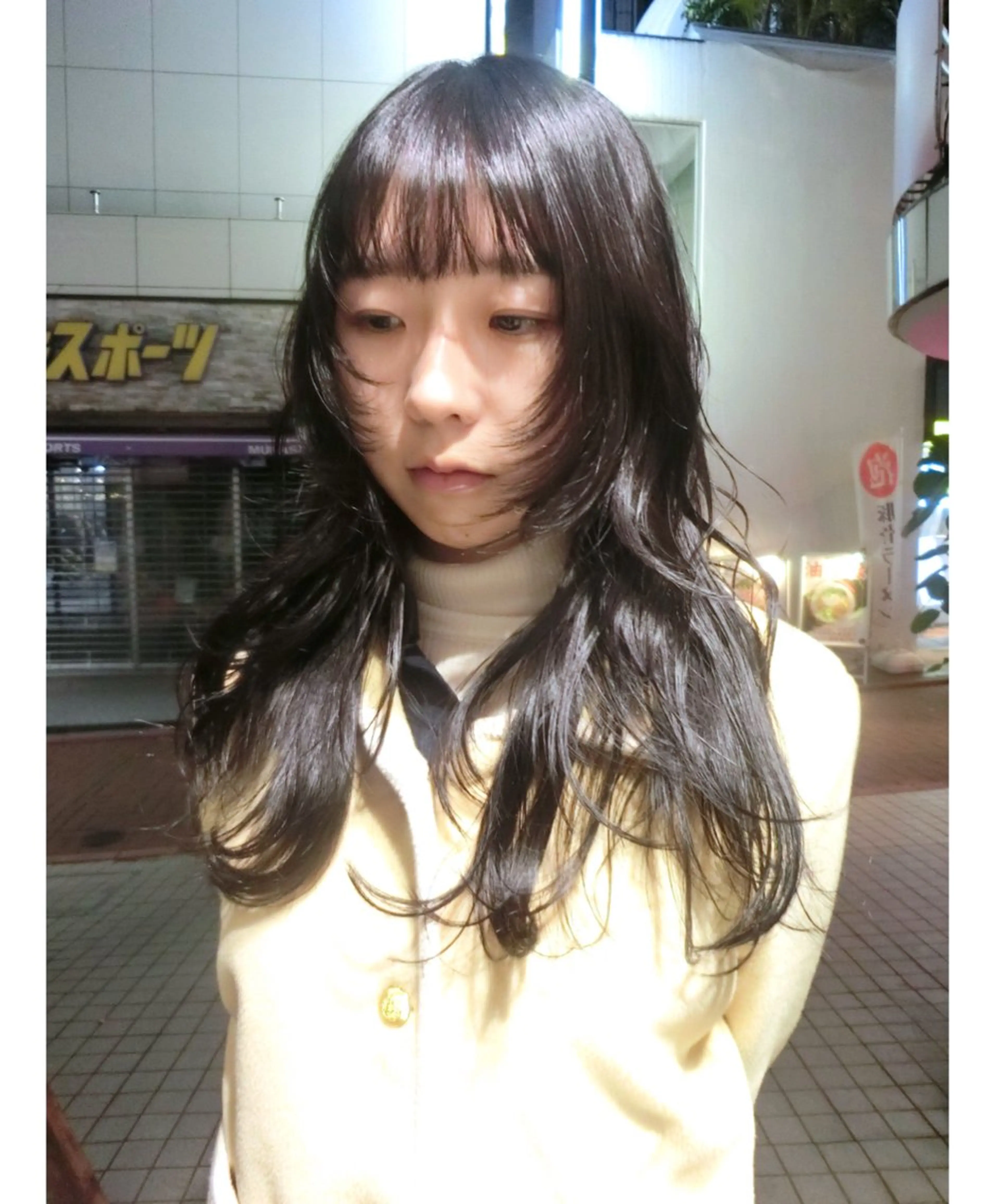 セミロング ハッシュカット/ MAYAのヘアスタイル