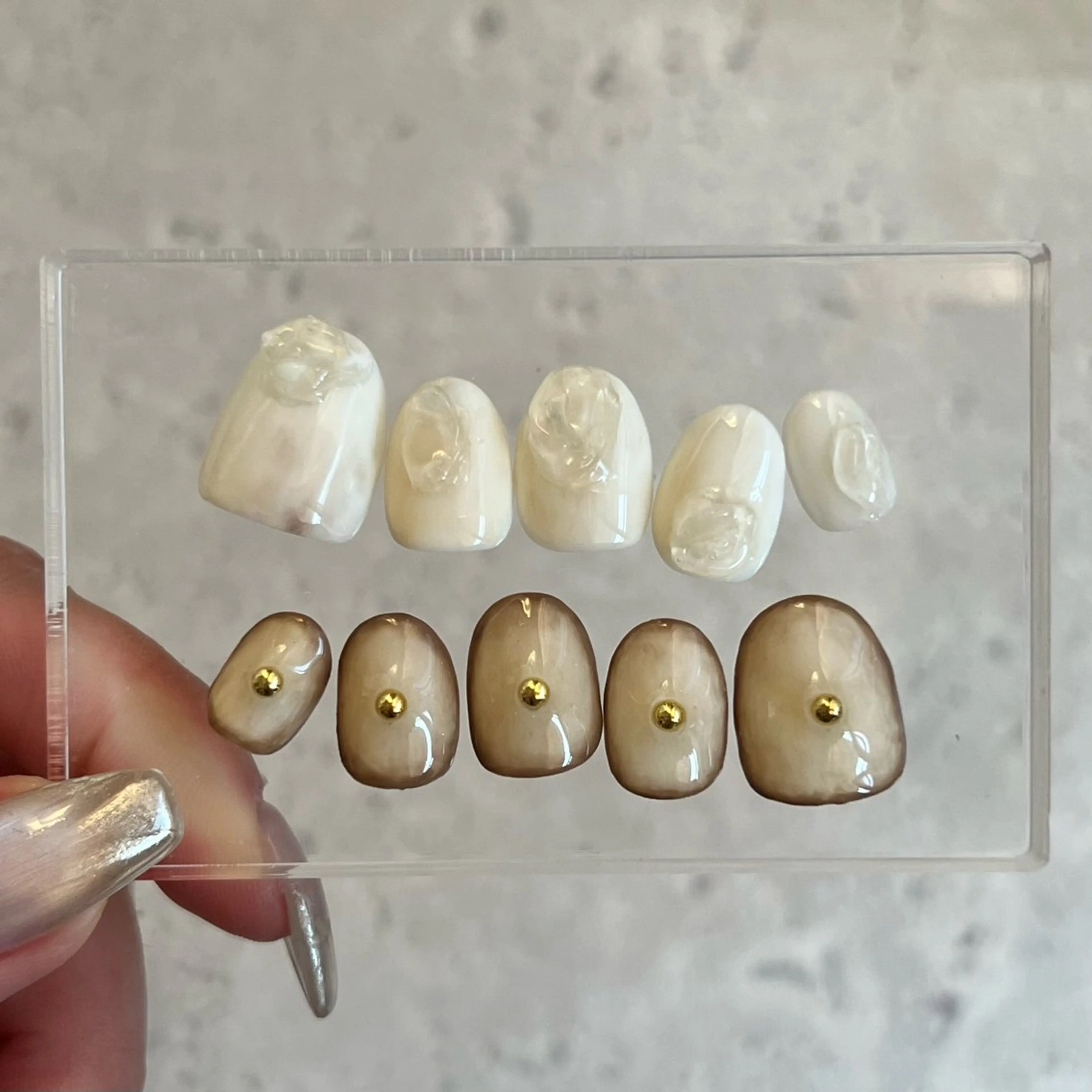 ネイル AURA nailartのネイルデザイン