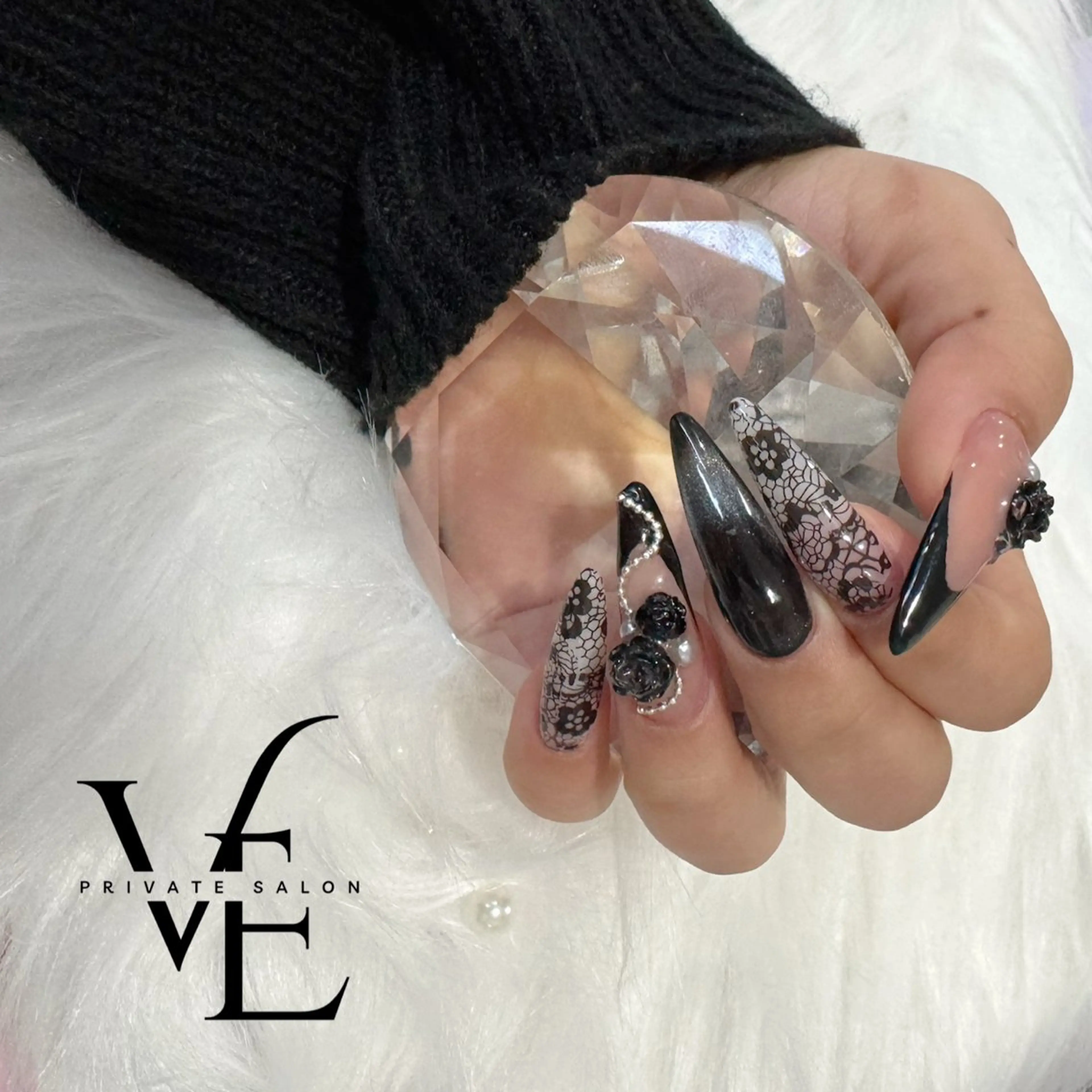 ネイル レース ハンドネイル ﾈｲﾙｻﾛﾝ Vellのネイルデザイン