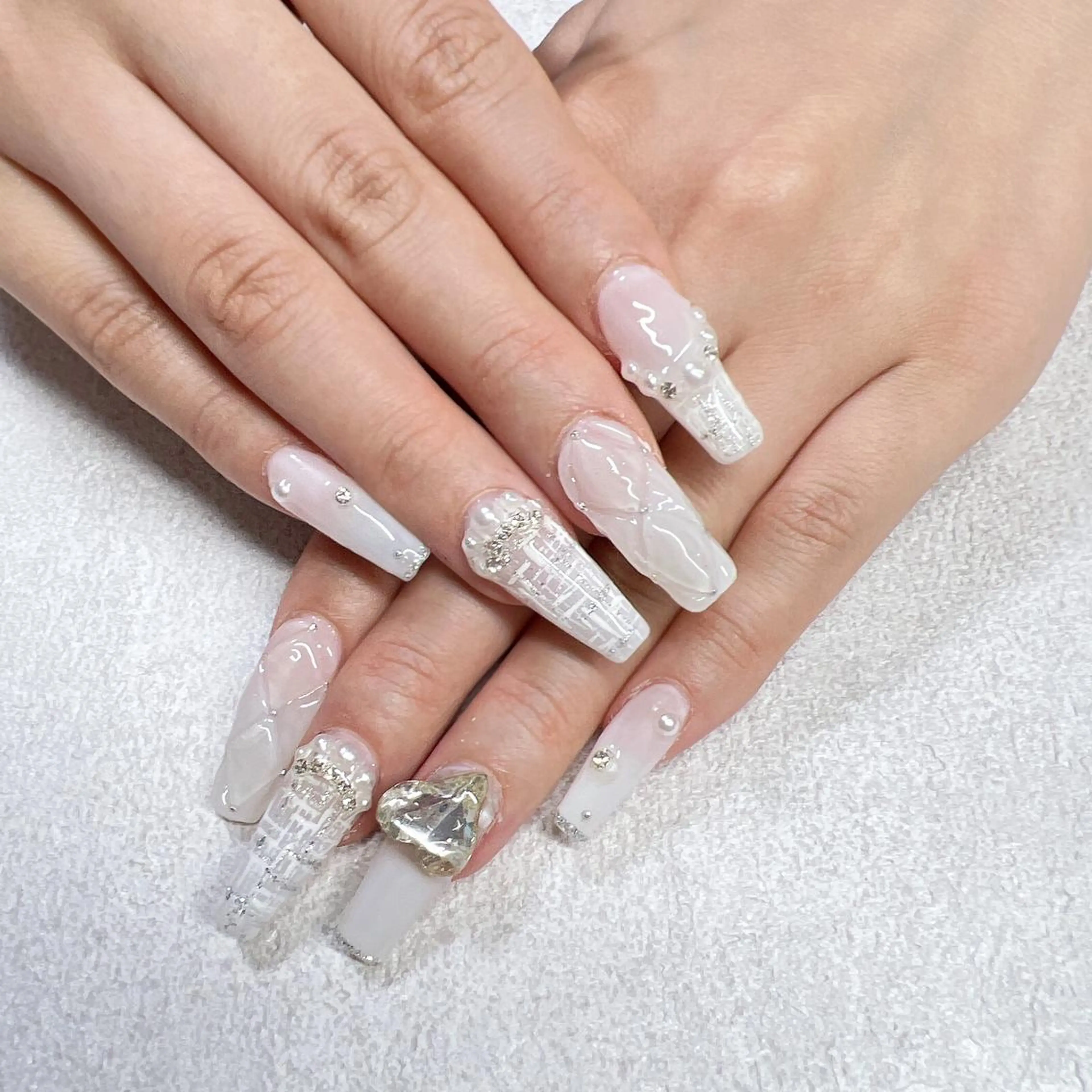 ネイル ロングネイル Rire_eye+beauty_nail所属・Rire_ nail_yukiのネイルデザイン