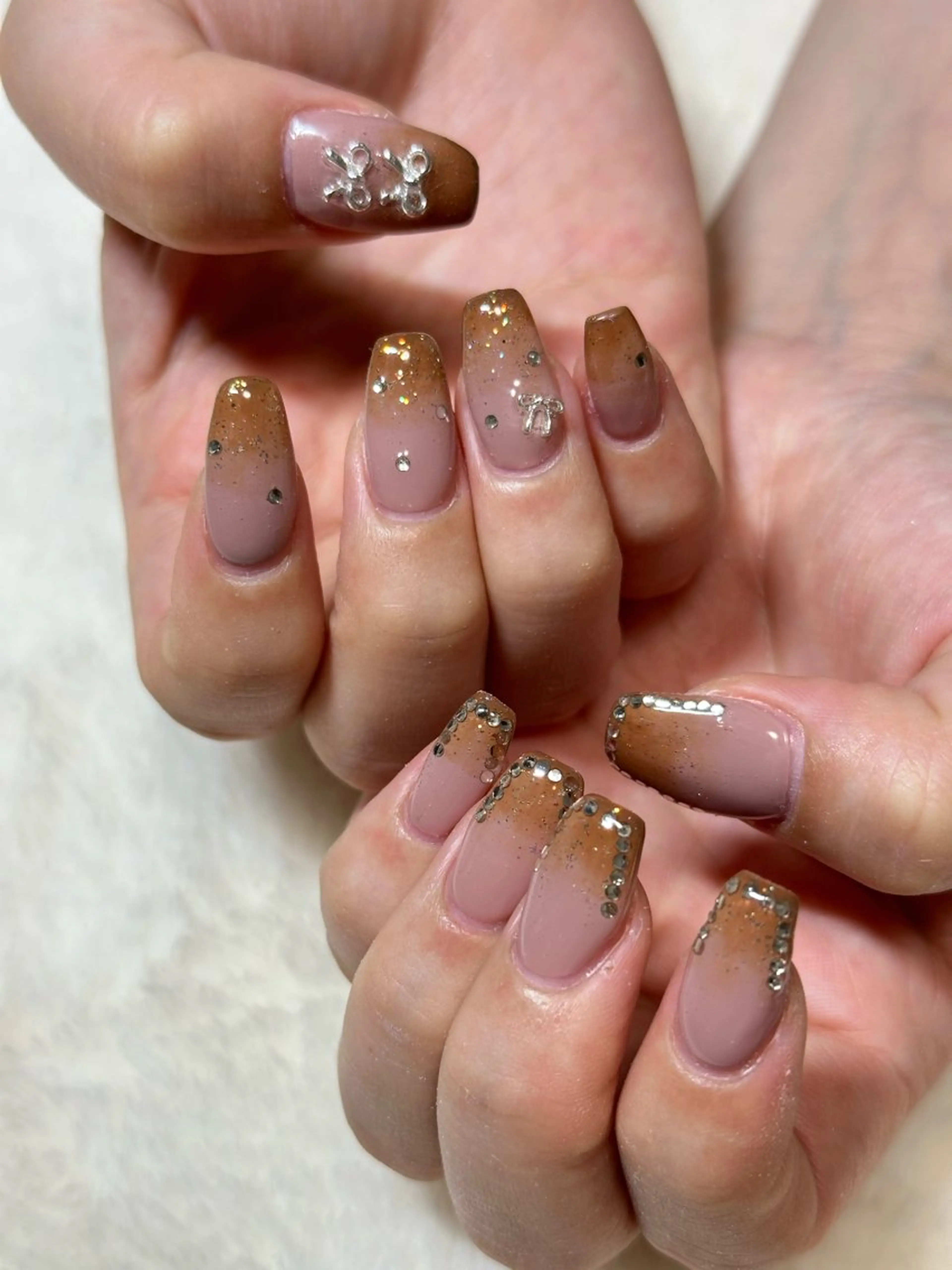 ミディアム yuka ♡のネイルデザイン