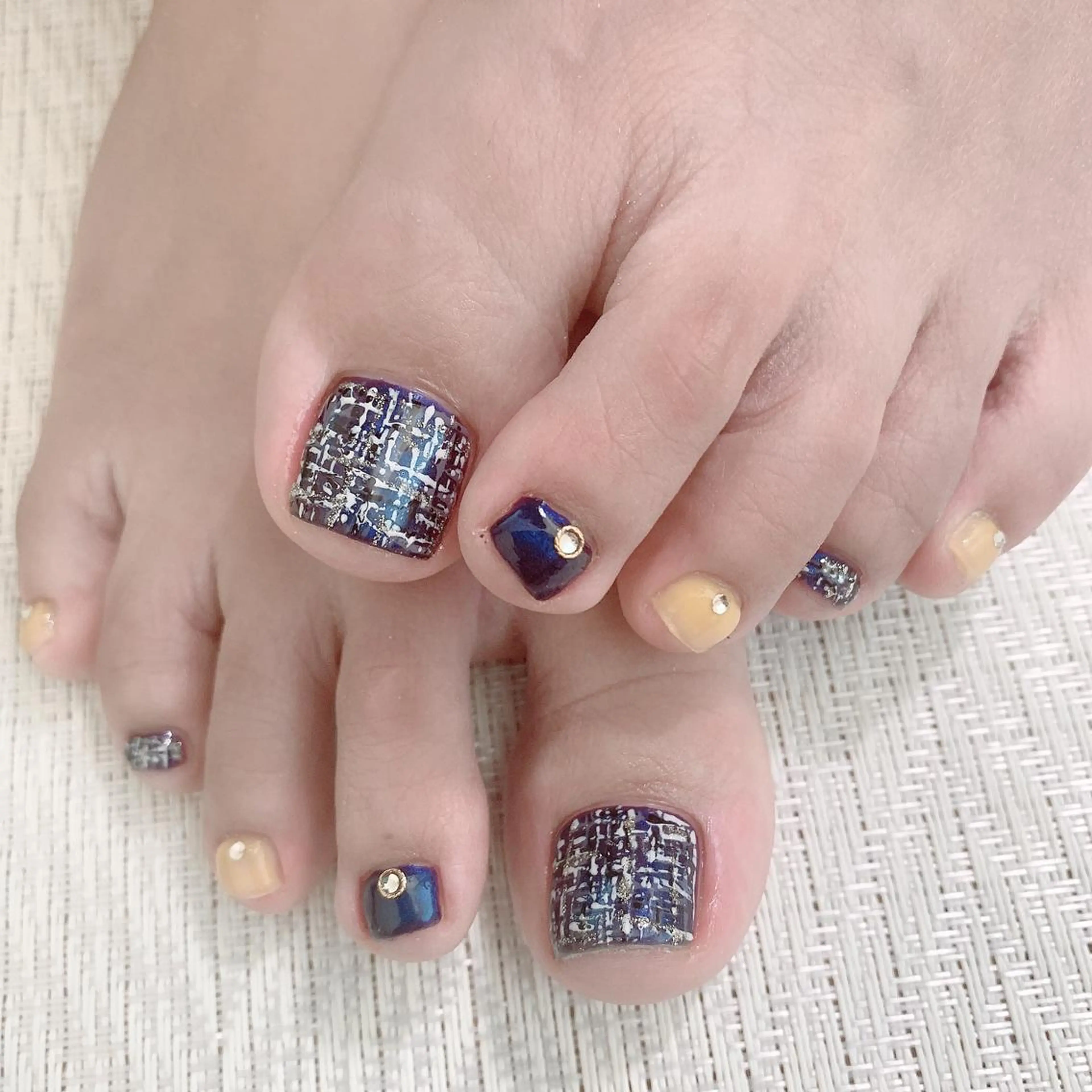 ネイル ハンドネイル フットネイル Adite nailのネイルデザイン