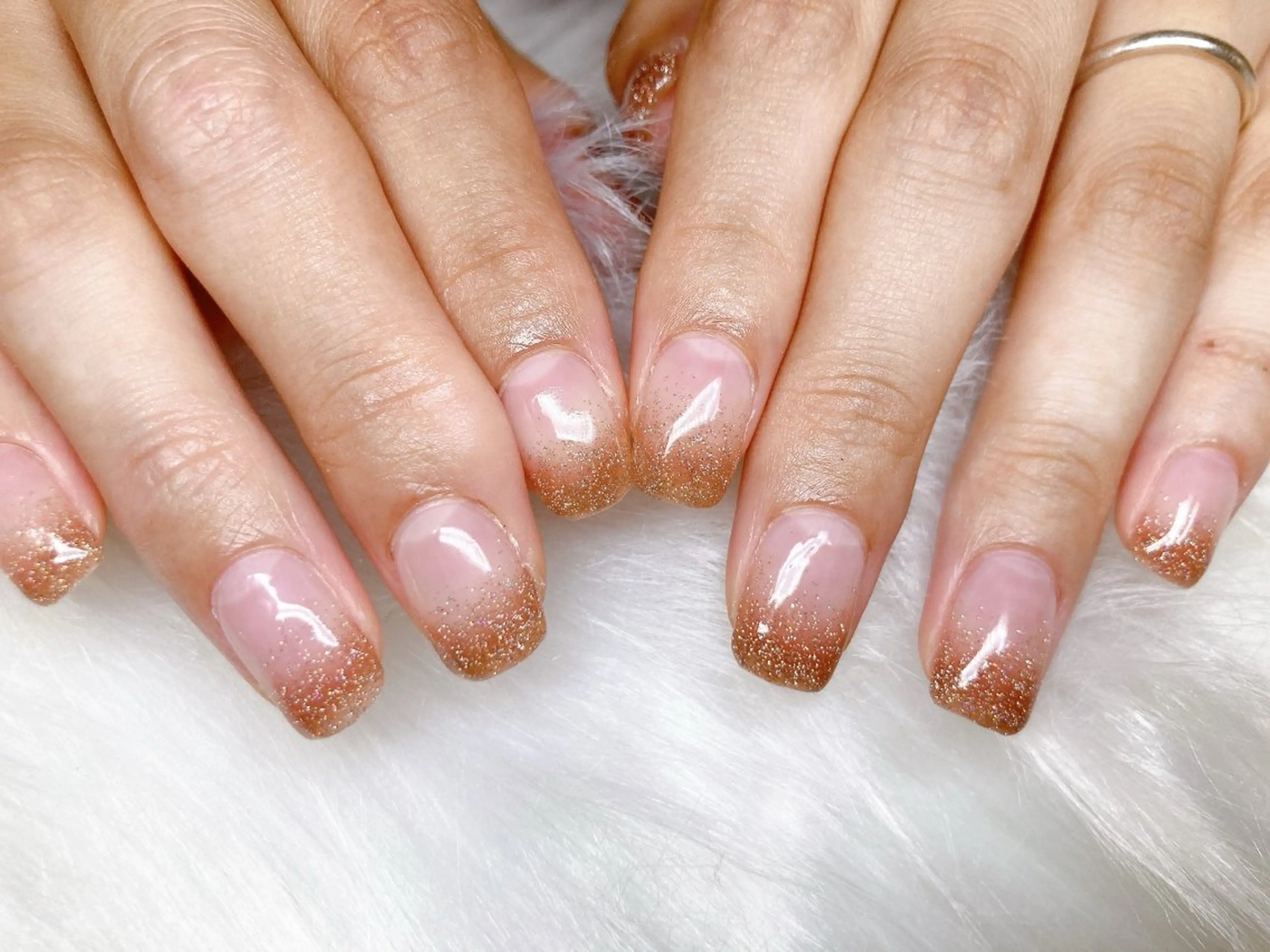 ネイル ECLAT エクラ所属・寺山 千鶴のネイルデザイン