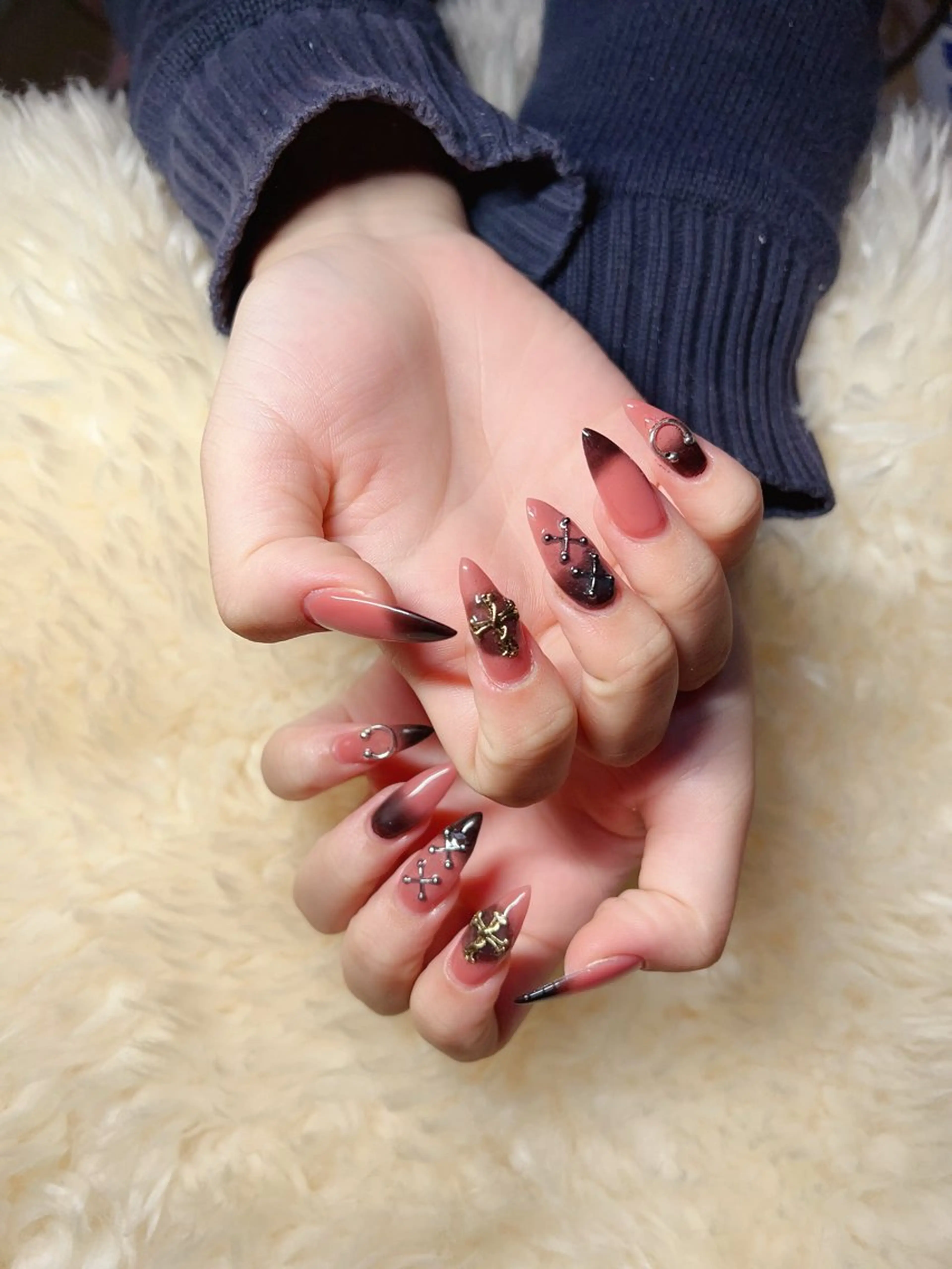 ロング ハンドネイル ハンドケア 💜MIYA nail川崎店のネイルデザイン