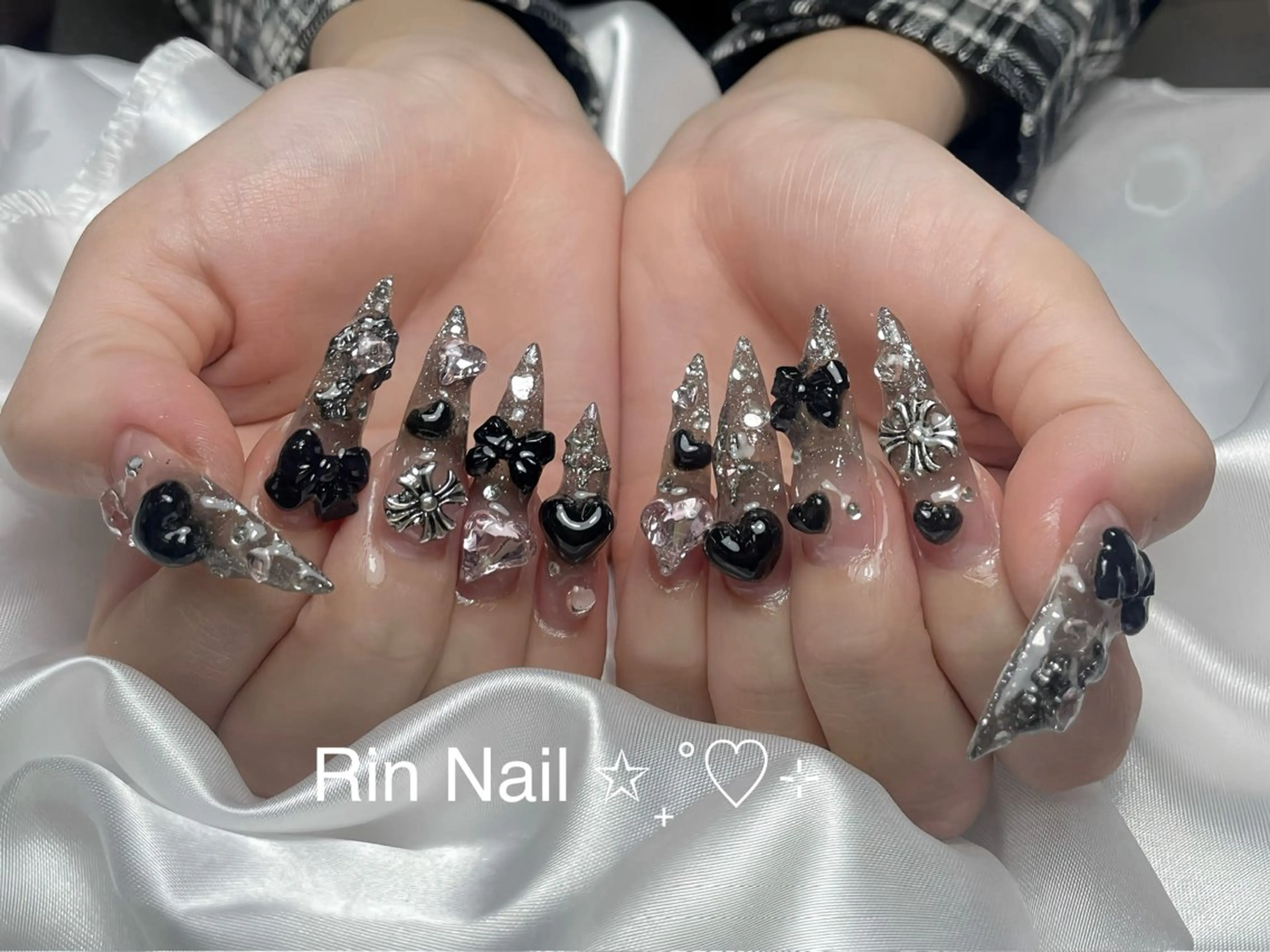 ネイル アートネイル ロングネイル ニュアンスネイル スカルプネイル ネイルチップ ハンドネイル Rin Nail 新大久保店のネイルデザイン