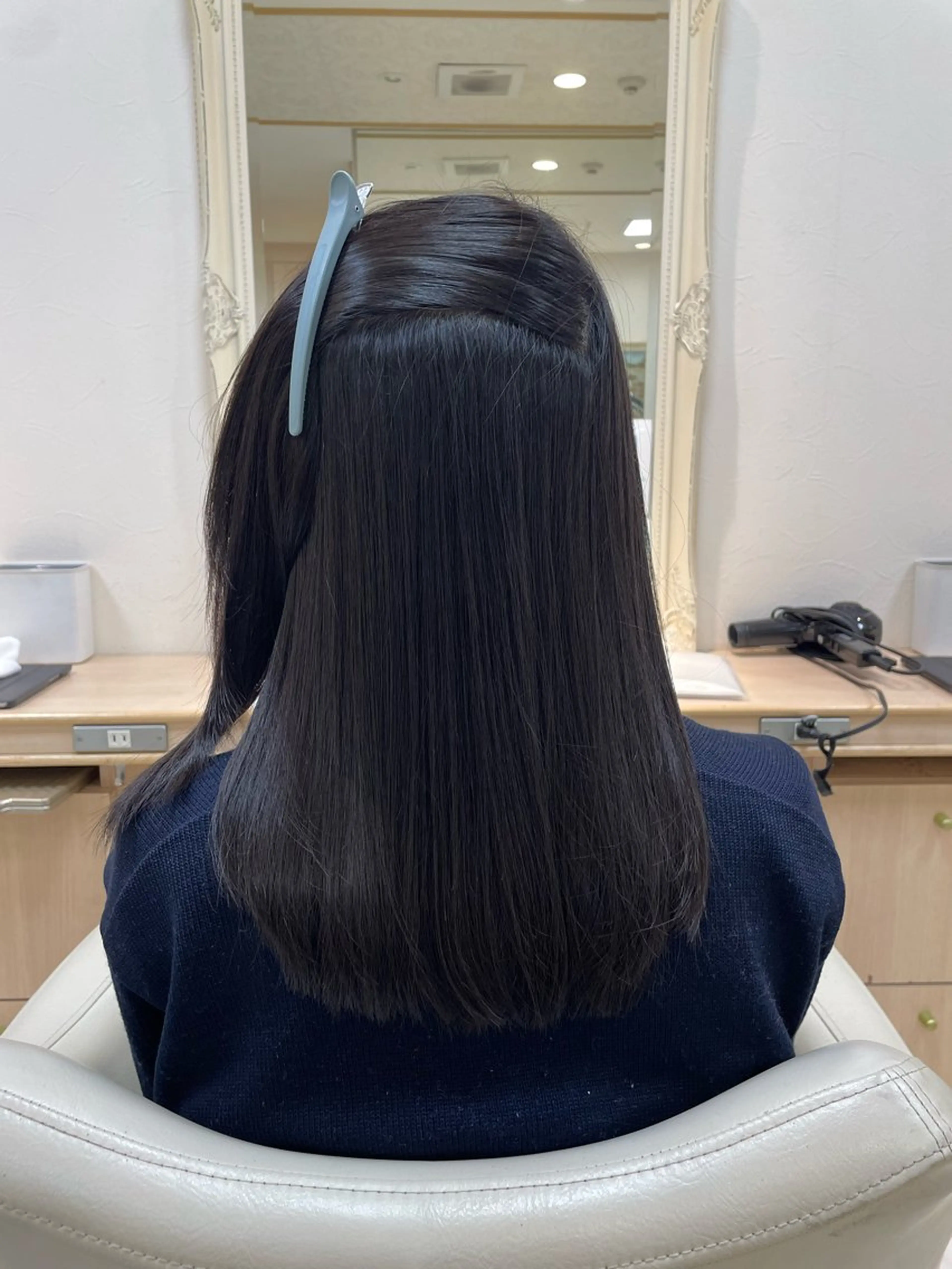 ロング 縮毛矯正 秋山 瑠夏のヘアスタイル