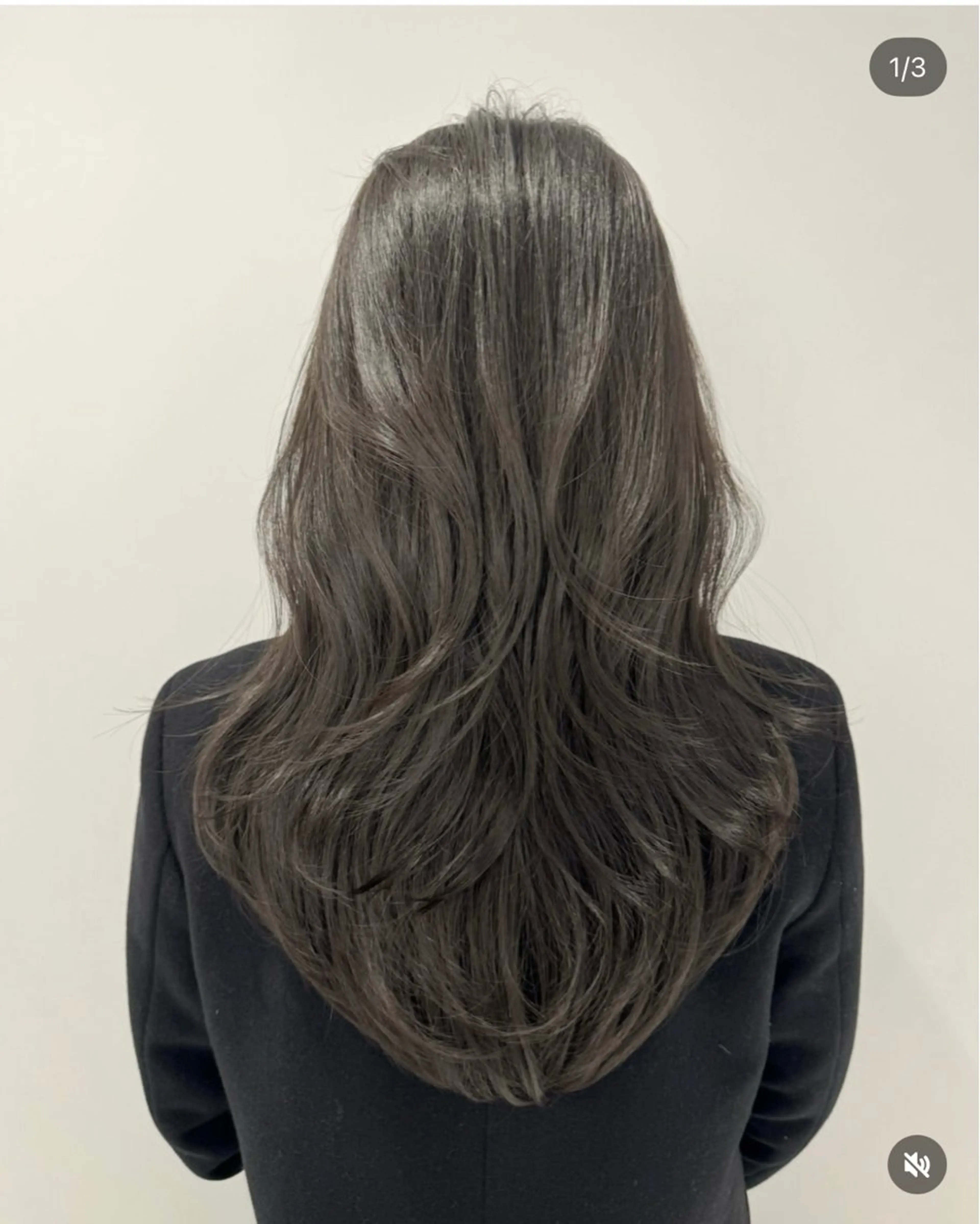 ロング カラー 井上 育海のヘアスタイル