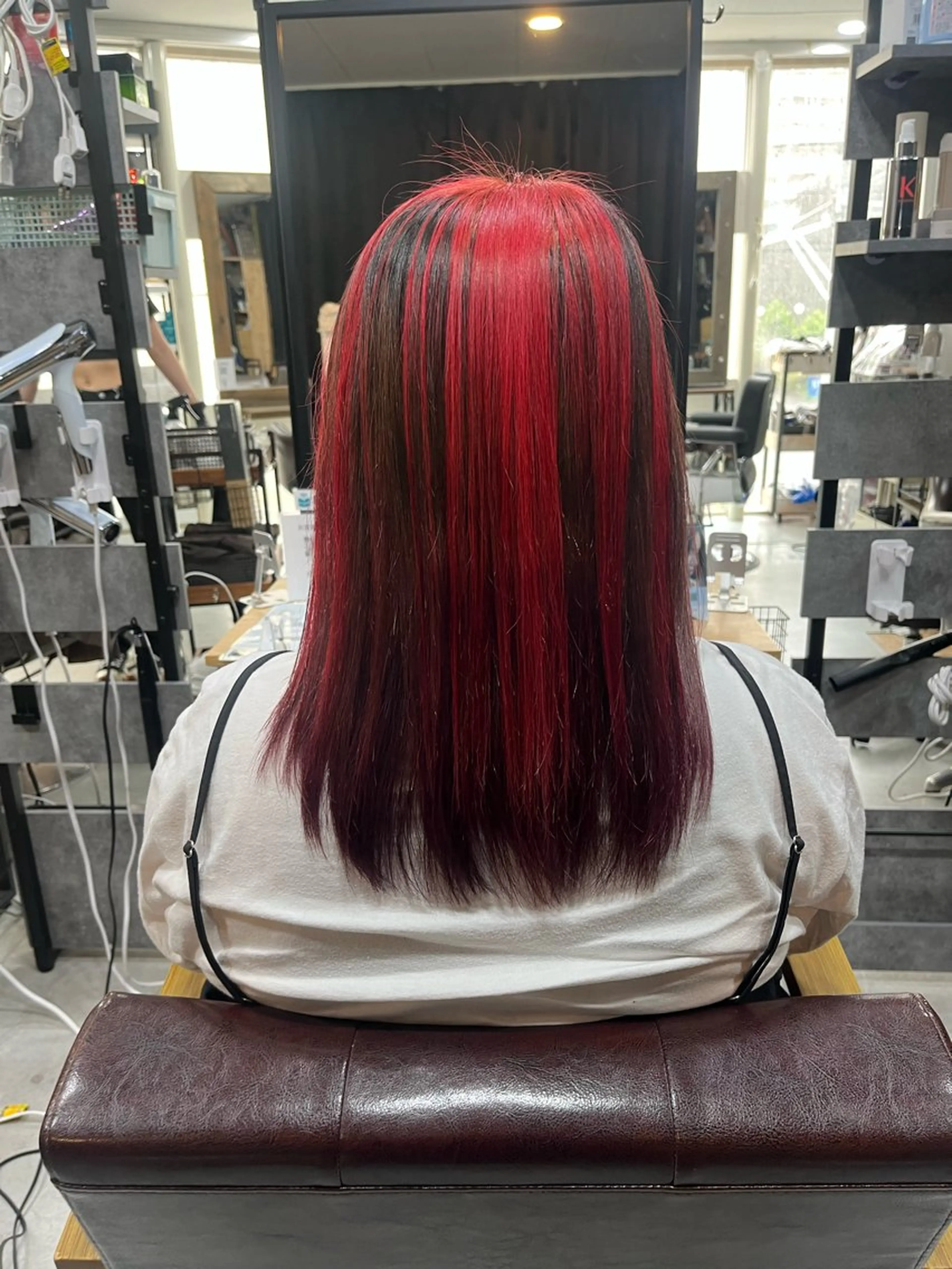 カラー 濱田 志妃のヘアスタイル