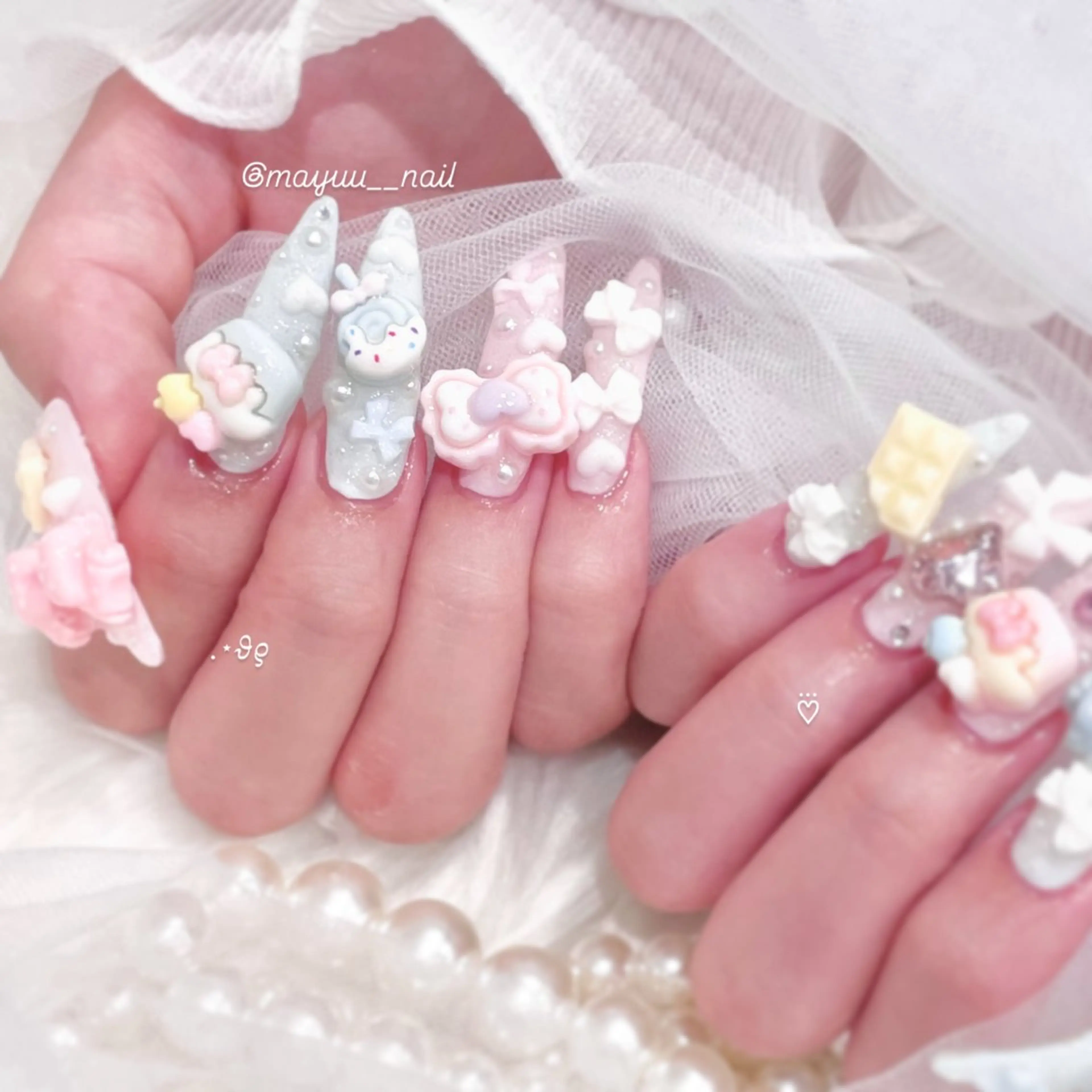 ネイル ハンドネイル 🎀 Mayu 🎀痛ネイルのネイルデザイン