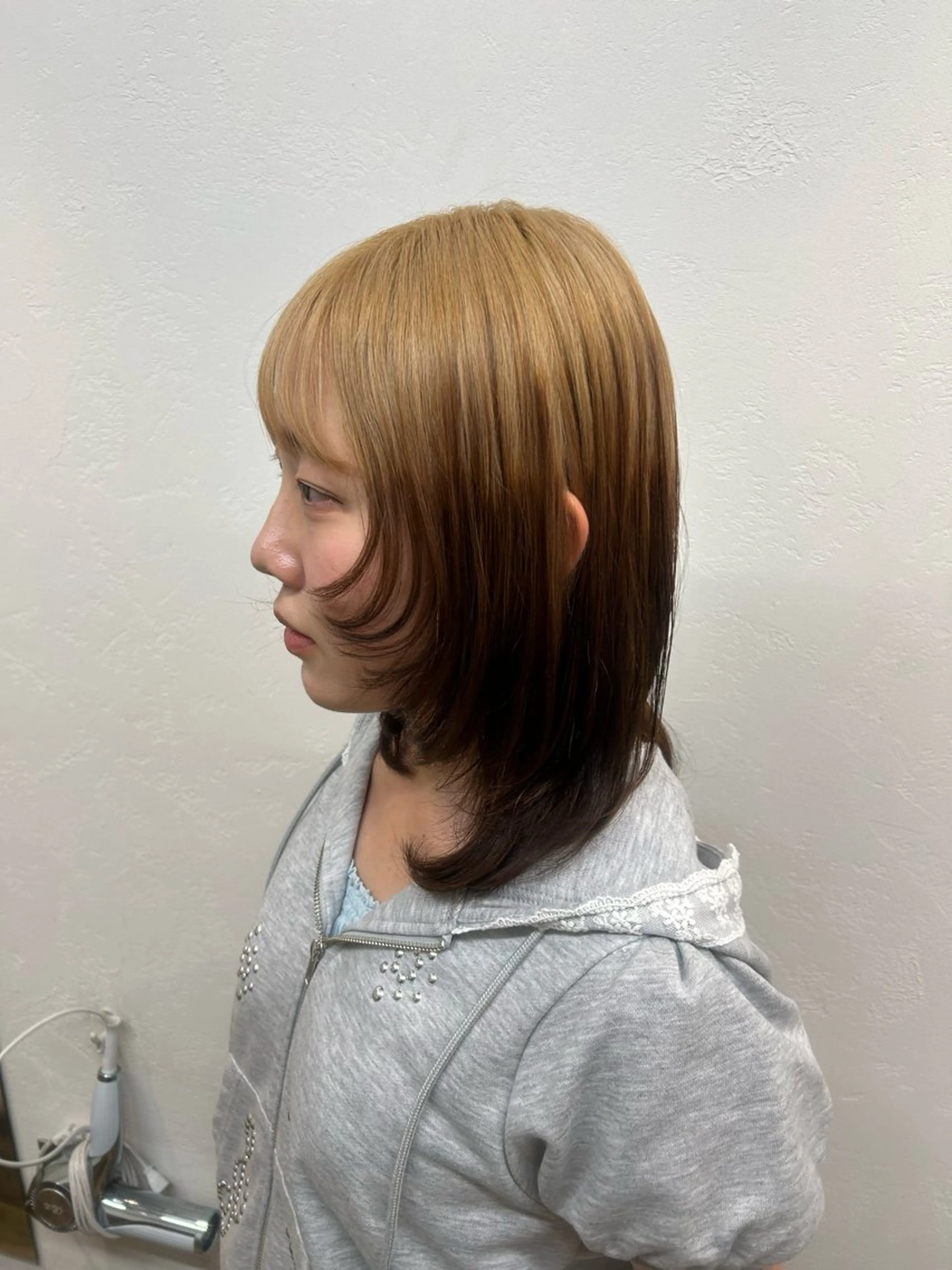 セミロング ヘアカラー たにおか まなか /大阪/暖色カラーのヘアスタイル