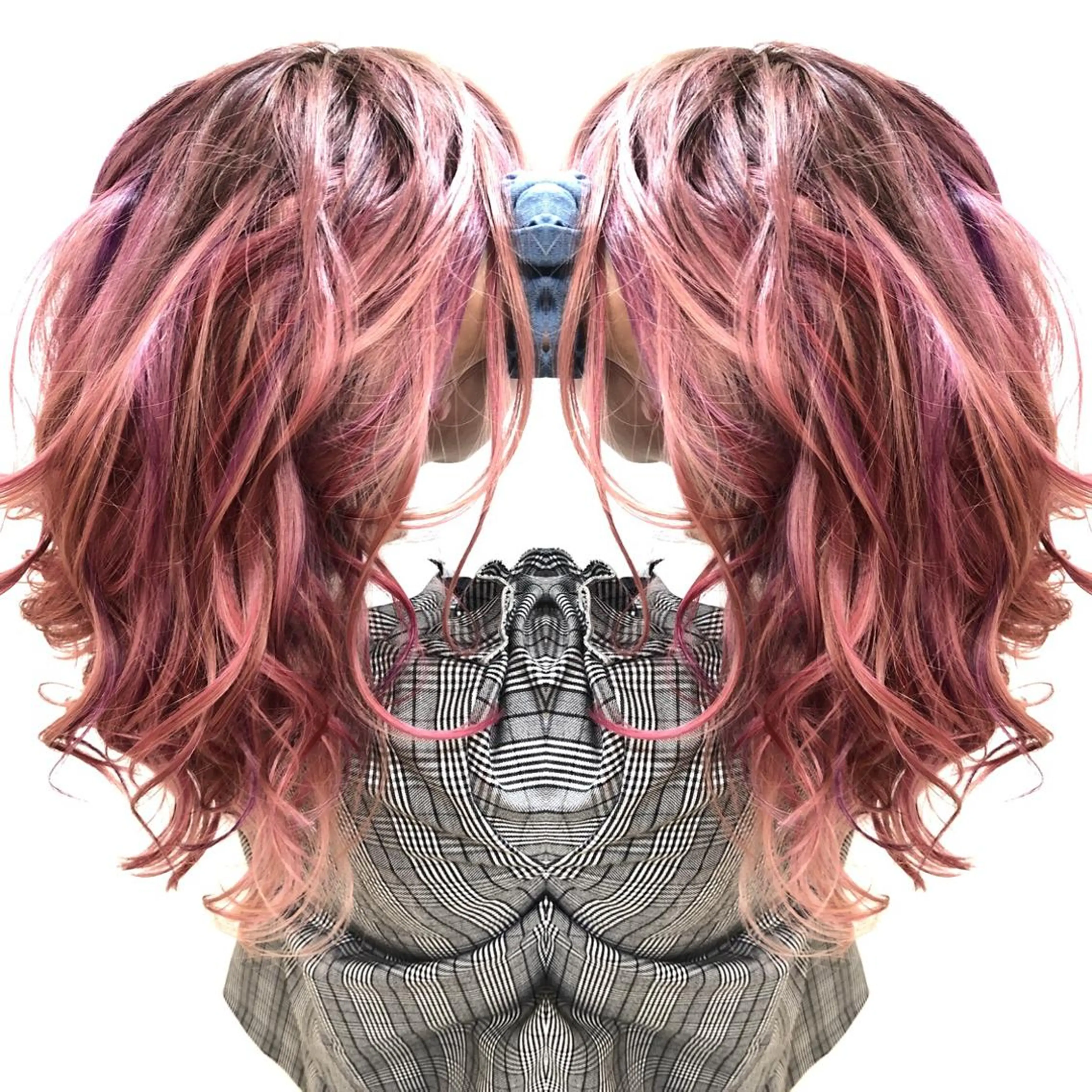 セミロング カラー メッシュ ピンクカラー パープルカラー レッドカラー 髪質改善特化サロン ICONIQ天神店のヘアスタイル