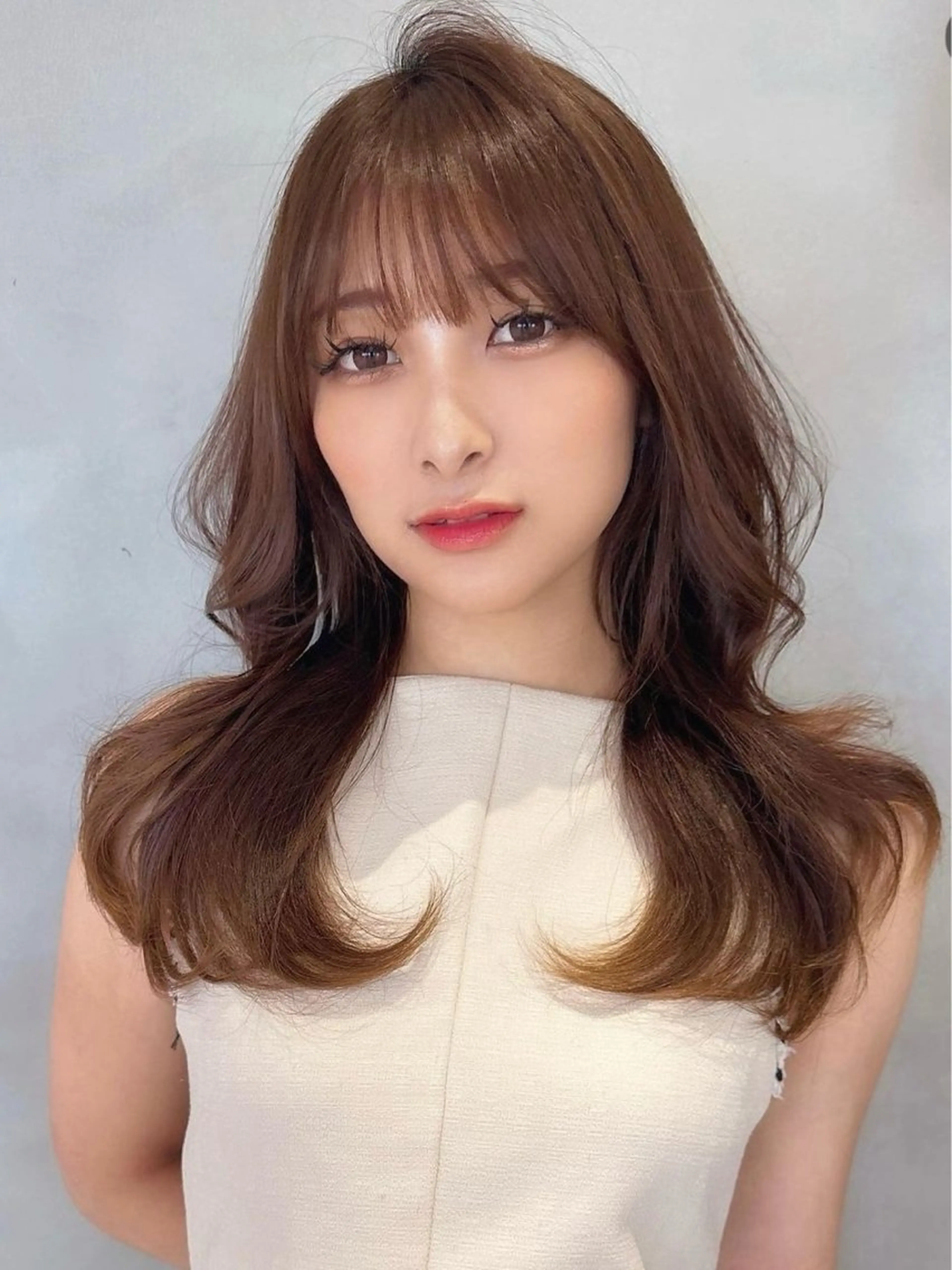 セミロング カラー カット ヘアカラー トリートメント 佐京春奈/縮毛矯正 髪質改善/美髪カラーのヘアスタイル